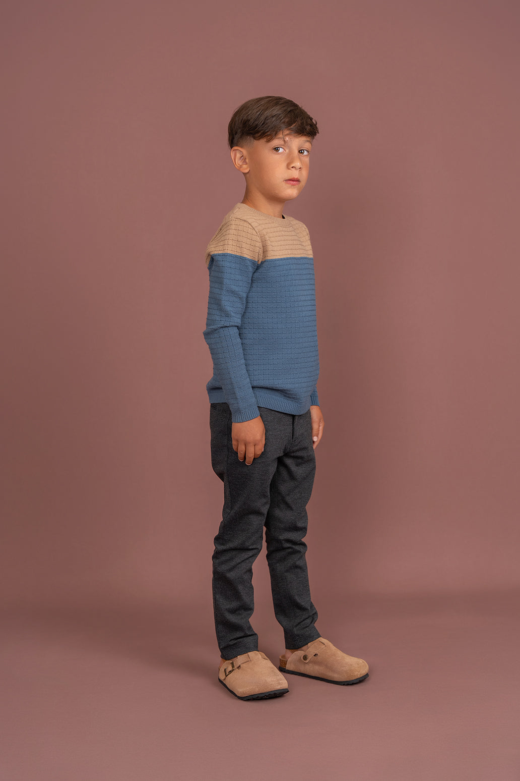 Stylish Checkered Knit Sweater for Women & Men | Cozy Winter Pullover | Perfect for Casual Outfits, Office Wear & Holiday Gatherings