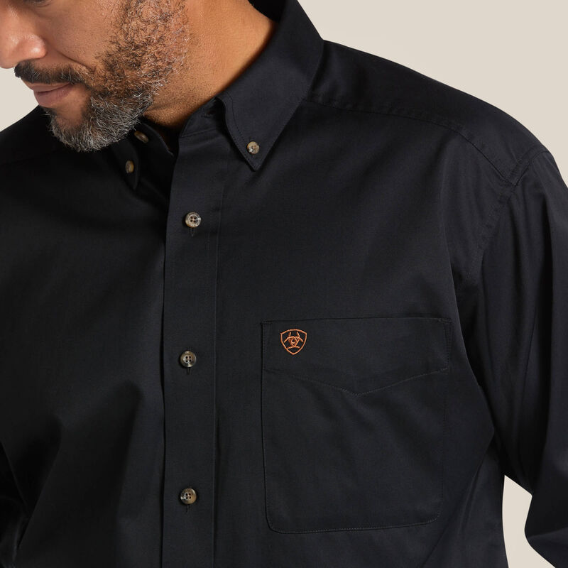 Premium Solid Twill Classic Fit Men's Dress Shirt - Business Casual & Formal Wear for Office, Wedding & Special Occasions