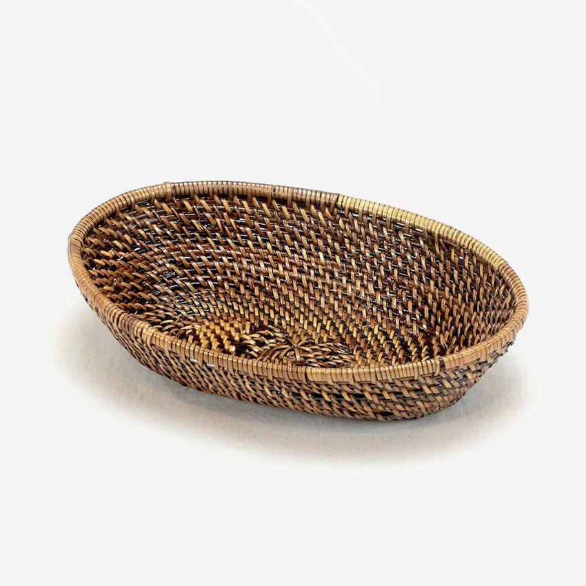 Calaisio Oval Bread Basket with Scalloped Rim - Perfect for Serving Bread, Pastries, and Fruits at Parties, Picnics, and Family Gatherings