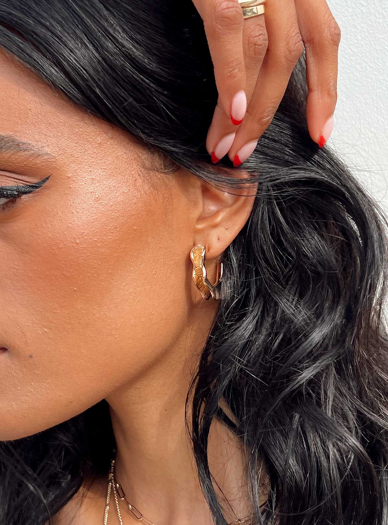 Bonnie Gold Hoop Earrings for Women - Trendy & Elegant Jewelry for Everyday Wear, Parties & Special Occasions