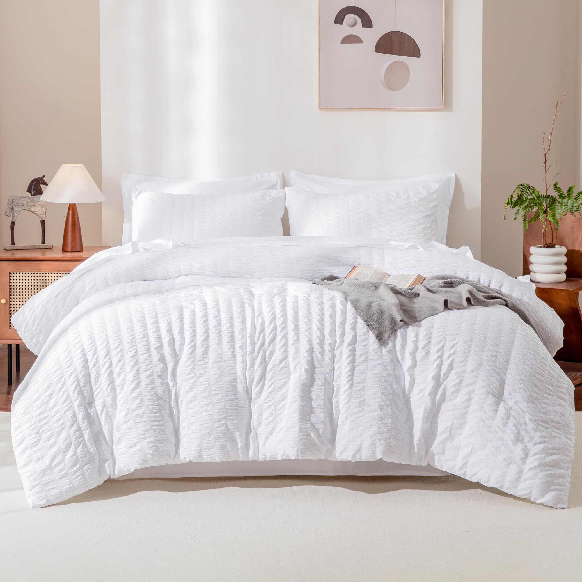 AveLom White Queen Size Comforter Set - 7 Piece All Season Lightweight Bedding Set with Comforter, Sheets, Pillowcases & Shams | Seersucker Bed in a Bag for Cozy Home & Guest Room Decor