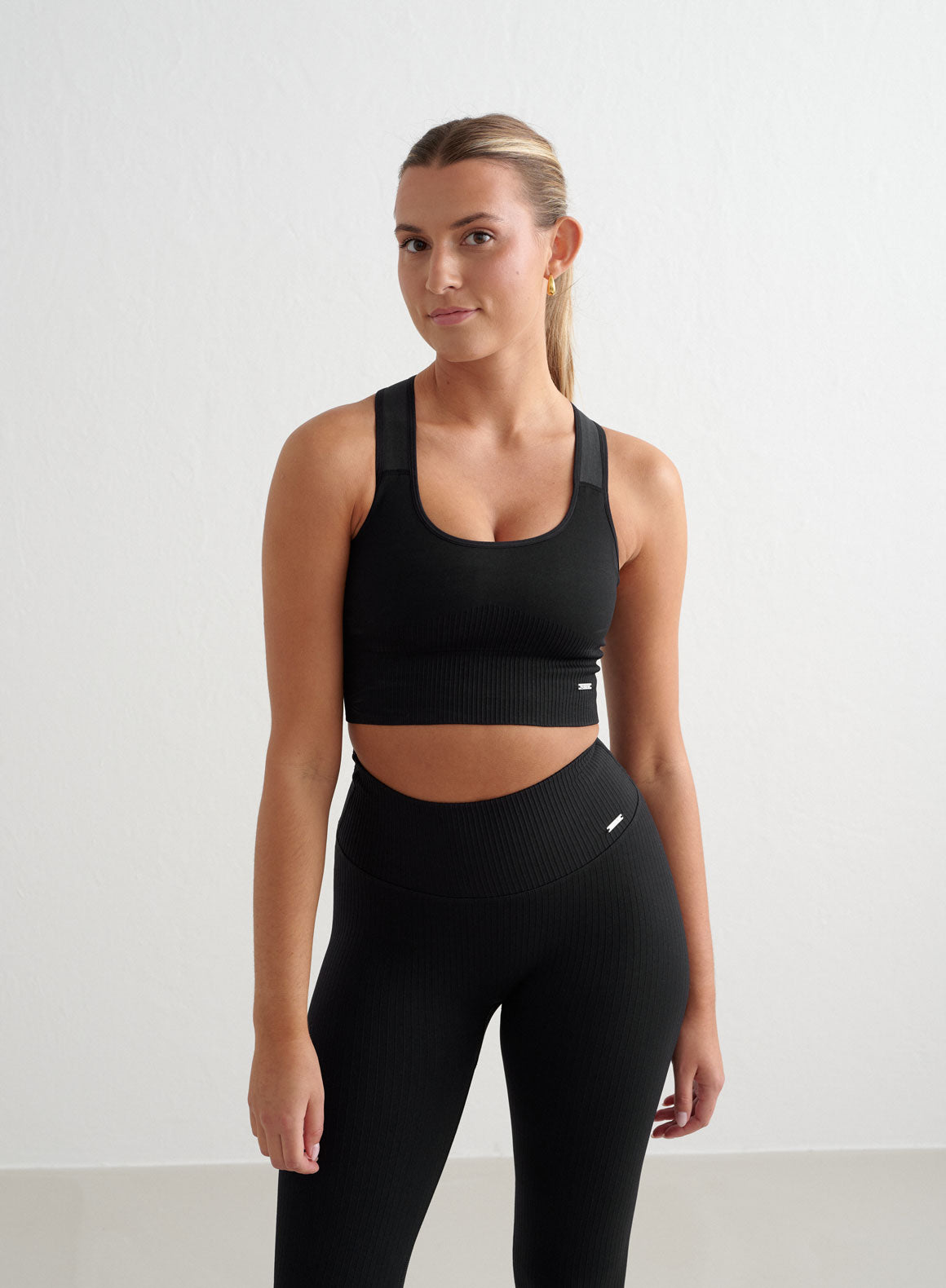 Black High Support Ribbed Bra for Women - Comfortable & Breathable Sports Bra for Running, Yoga, Gym Workouts