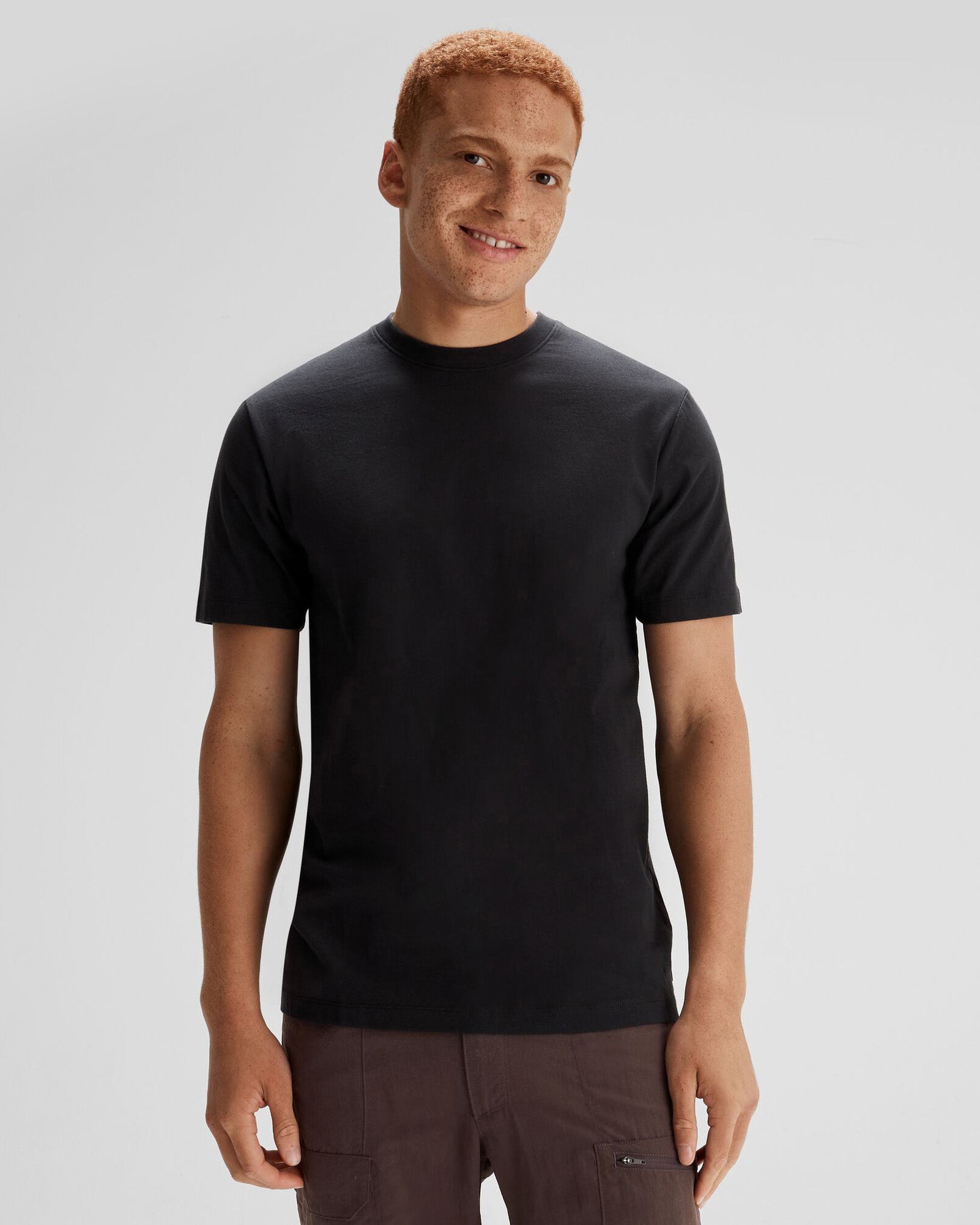 Organic Cotton Men's T-Shirt - Soft & Breathable Black Stingray Design - Casual Wear & Everyday Comfort