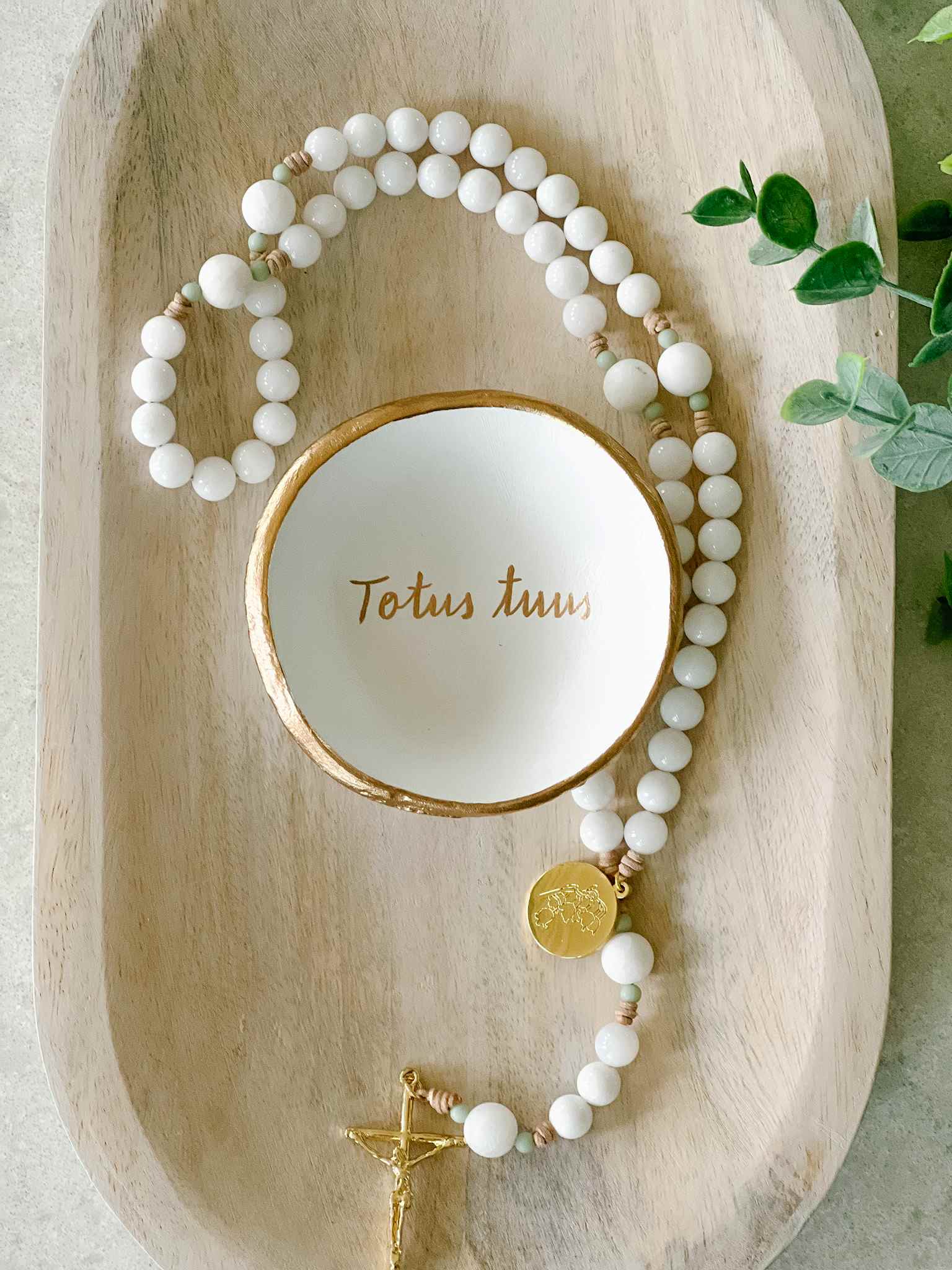 Totus Tuus Rosary Dish - Elegant Religious Home Decor for Prayer & Meditation | Perfect for Church, Gifts & Personal Devotion