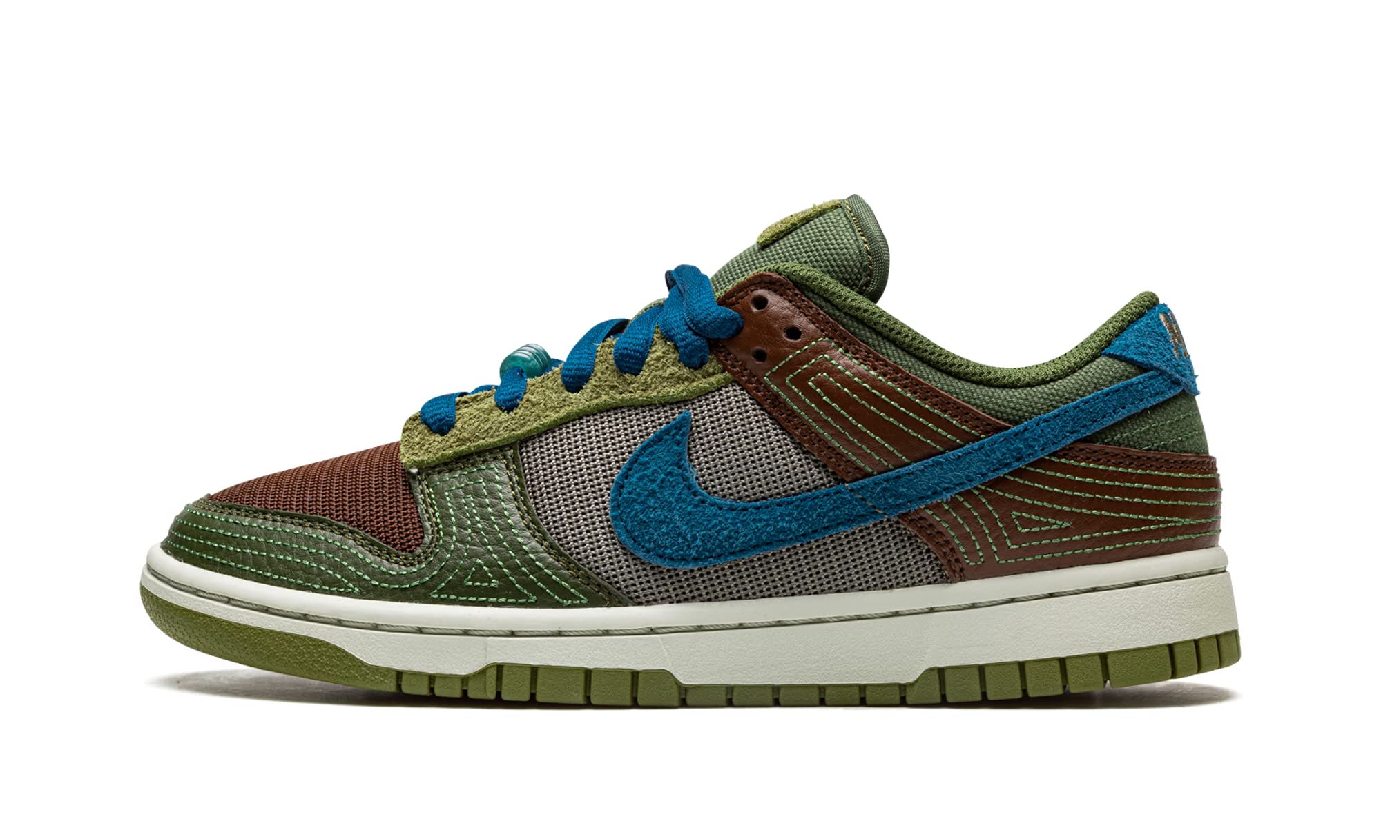 Nike Dunk Low NH Men's Sneakers - Retro Basketball Shoes for Casual Wear & Street Style | Comfortable & Durable for Everyday Use
