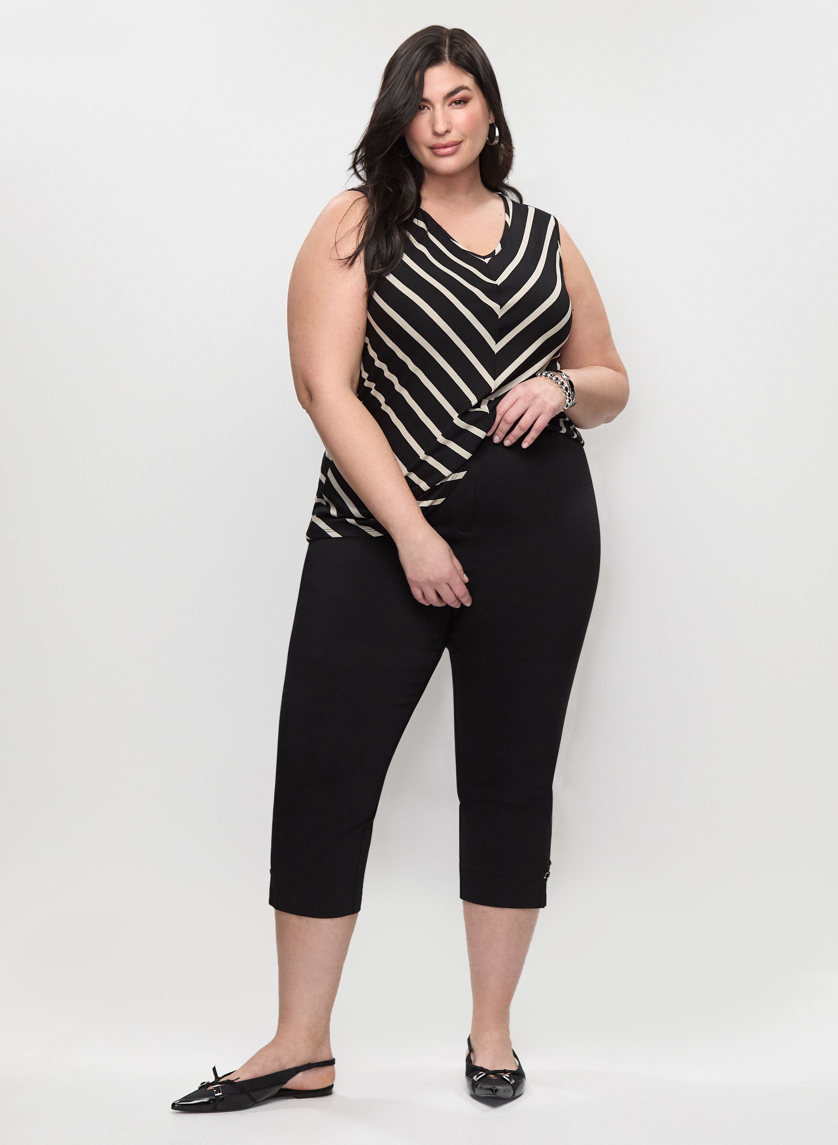 Chevron Stripe Sleeveless Top & Bengaline Capris Set - Women's Casual Summer Outfit for Beach, Travel and Daily Wear