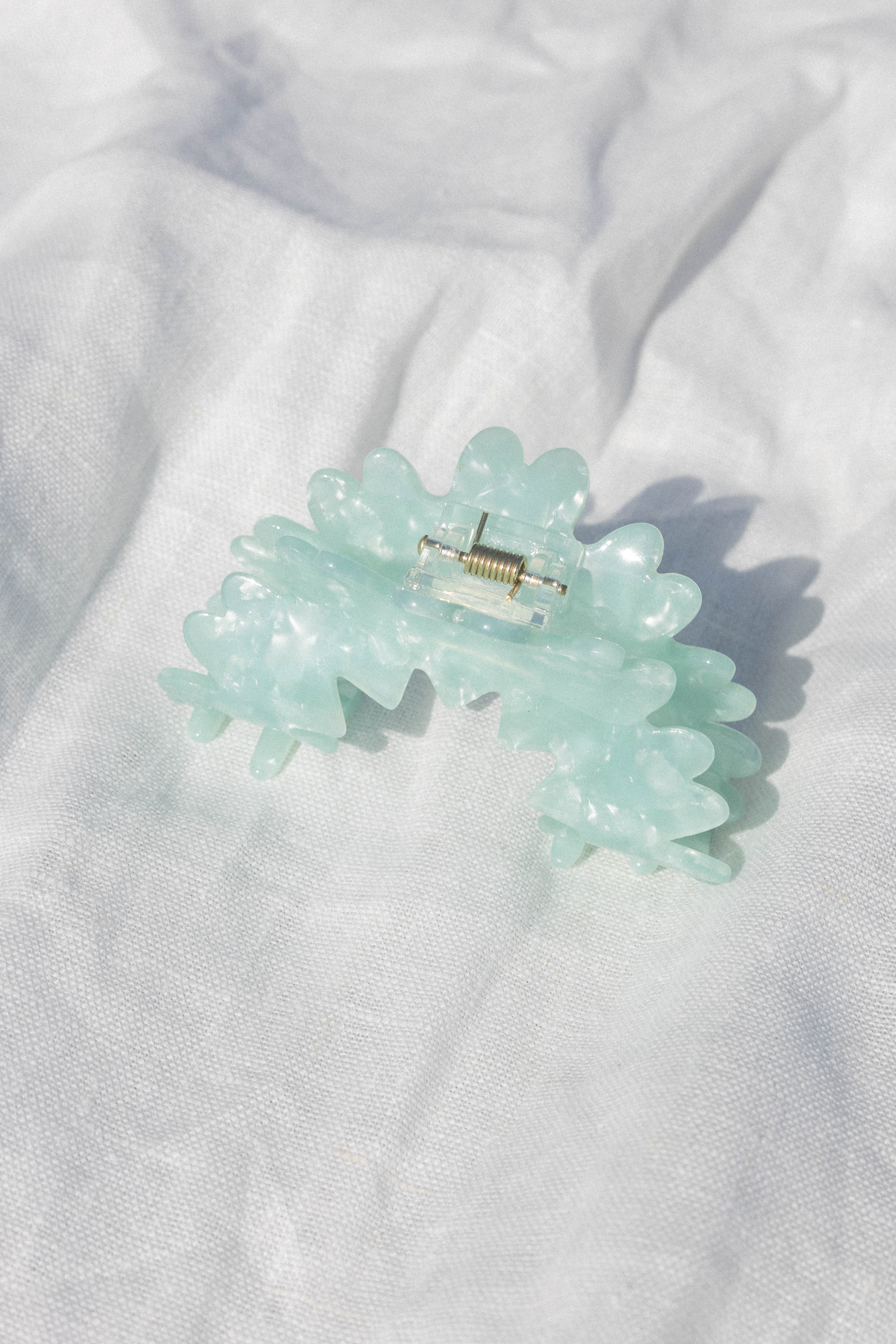 Bondi Hair Clip Mint Green - Non-Slip Hair Claw for Women & Girls - Perfect for School, Work, Parties & Everyday Use