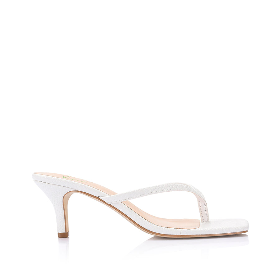 Taytum Heeled Thongs - Women's Fashion Sandals in Chalk White Snake Print | Perfect for Summer Outfits, Beach Vacations & Date Nights