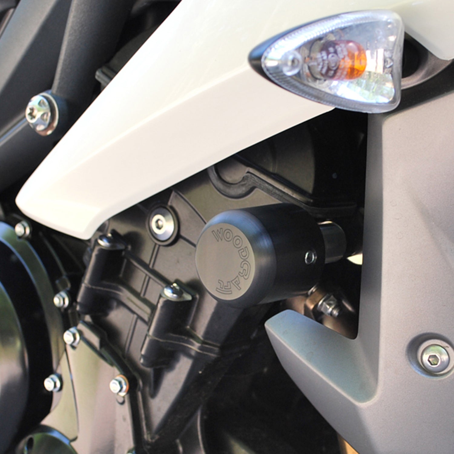 Triumph Daytona 675 & Street Triple 675 (2013-2017) & Street Triple 765 RS Frame Slider Kit with Pucks - Motorcycle Protection for Track & Street Riding