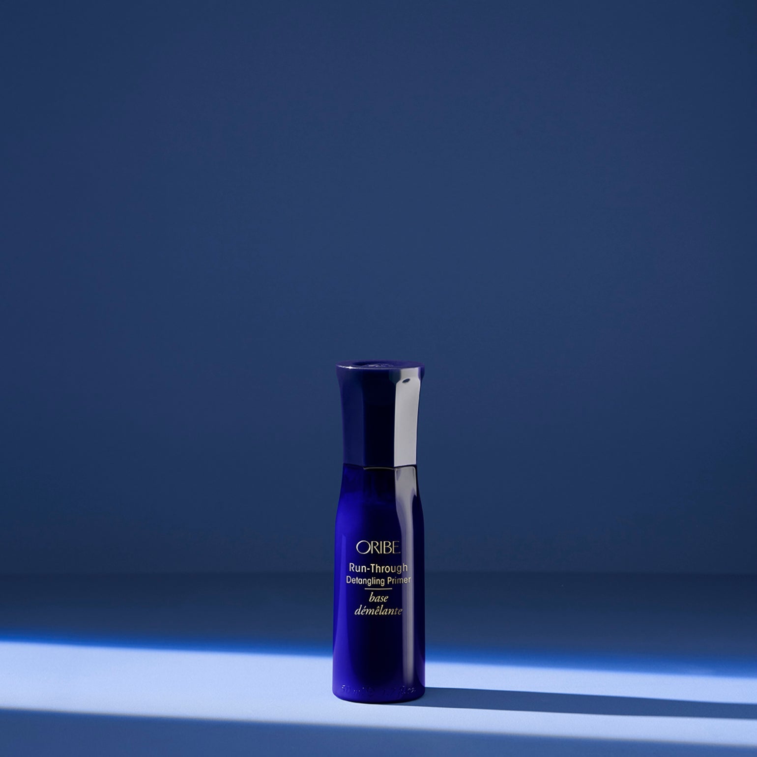 Run Through Detangling Primer for Curly & Wavy Hair - Leave-In Conditioner & Heat Protectant for Smooth, Frizz-Free Hair - Perfect for Daily Styling & Salon Treatments