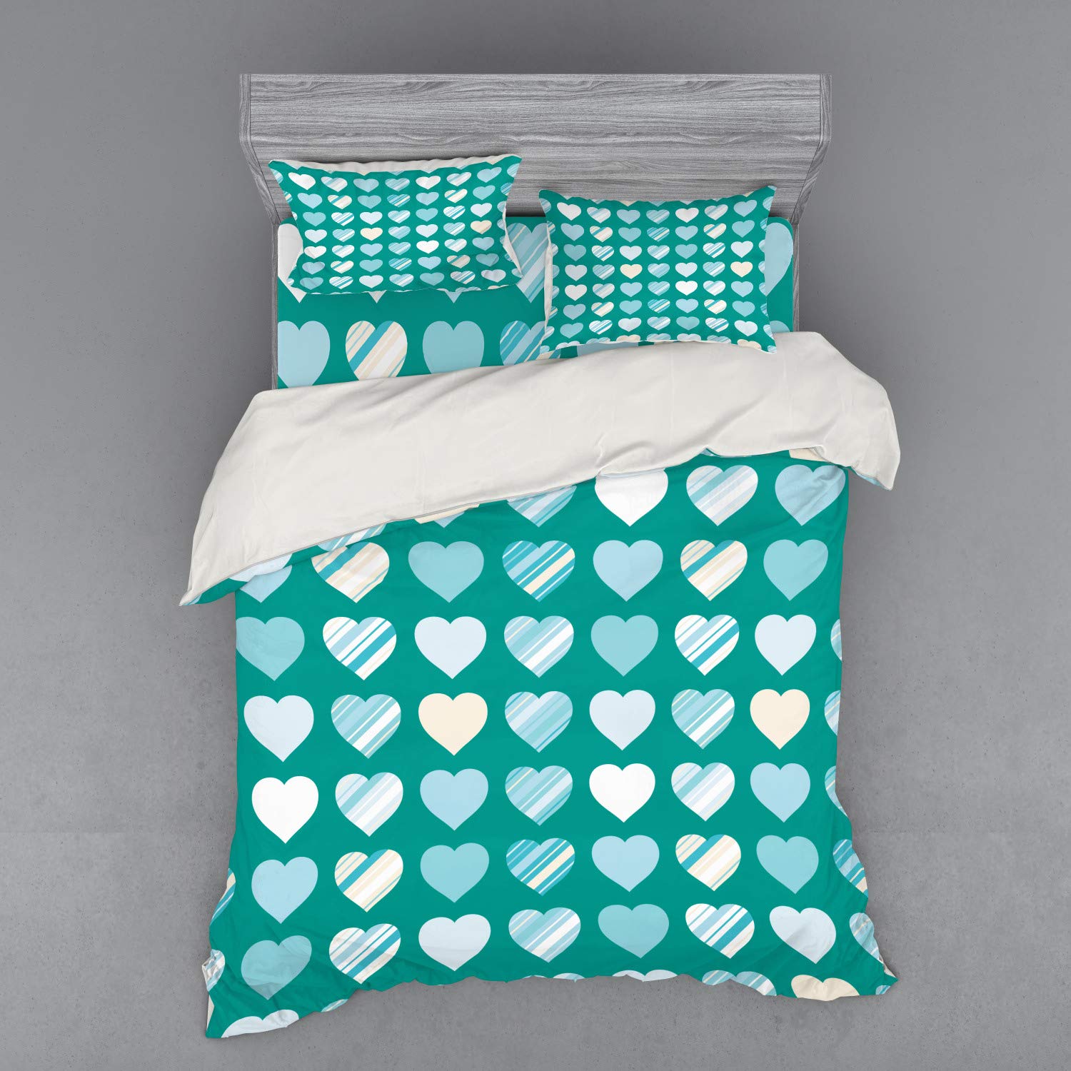 Ambesonne Romance Duvet Cover Set - Heart Lovers Design, 4-Piece Bedding Set with Shams & Fitted Sheet, Queen Size in Jade Green Seafoam Cream | Perfect for Couples' Bedrooms, Valentine's Day Gifts & Cozy Master Suites