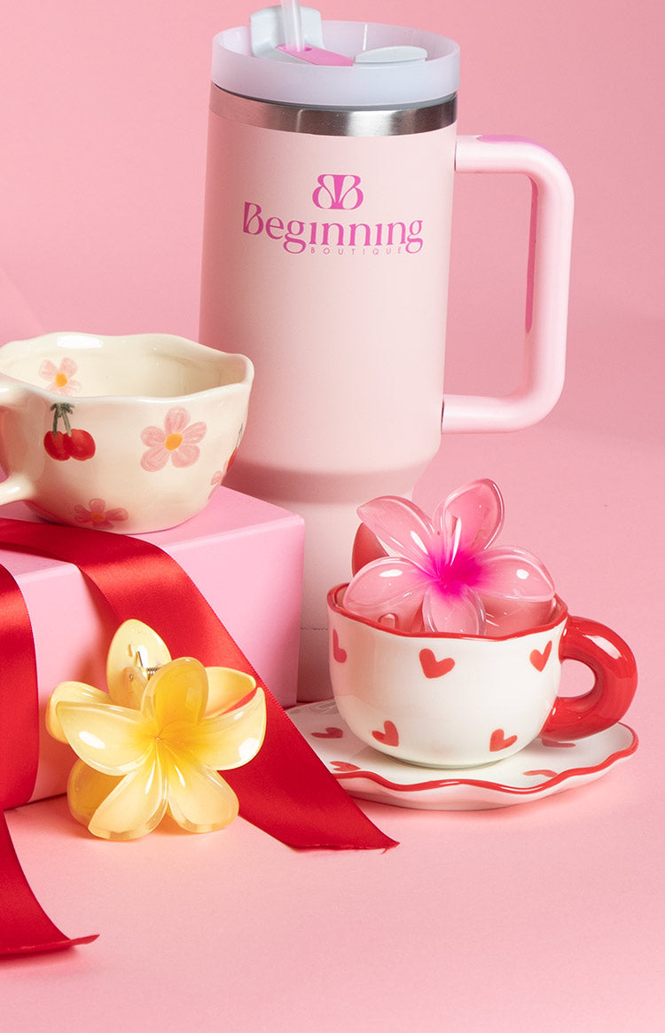 Adorable Red Heart Coffee Mug Set - Perfect for Valentine's Day Gifts, Couples, Romantic Breakfast in Bed & Cozy Coffee Moments (2-Piece Set)