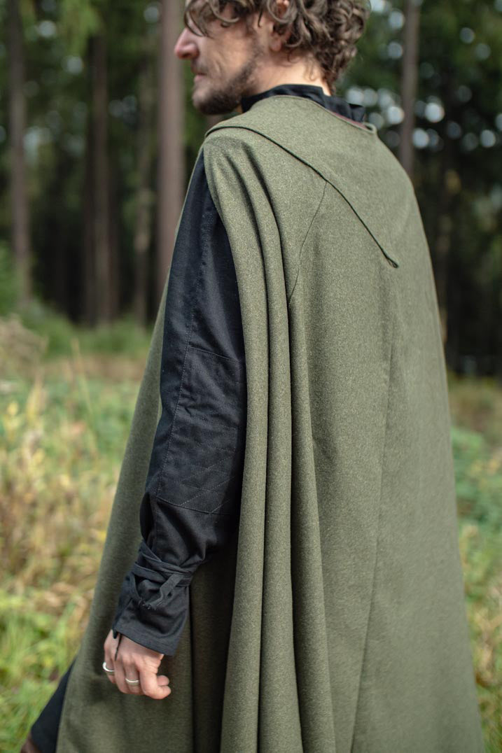 Cape Justus Olive Green Jacket - Lightweight Waterproof Outdoor Windbreaker for Hiking, Camping & Travel - Men's & Women's Fashion Coat