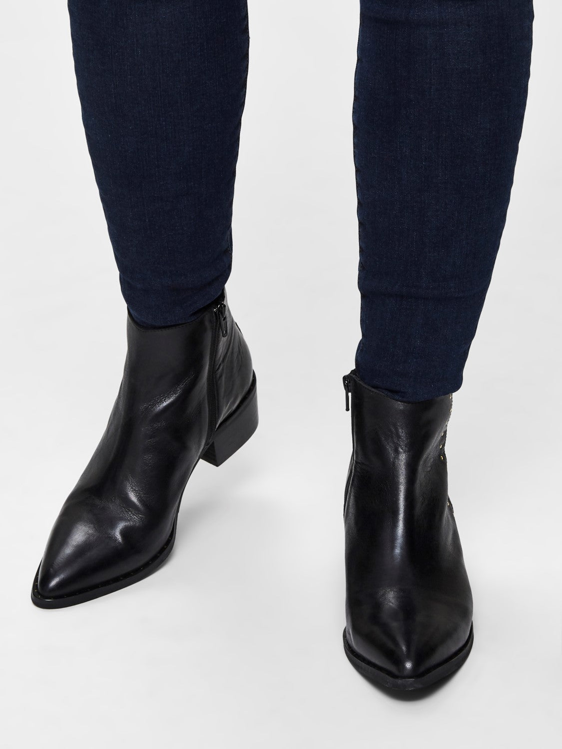 SELECTED FEMME Women's Black Leather Ankle Boots - Stylish & Comfortable for Casual Outings, Office Wear & Evening Events