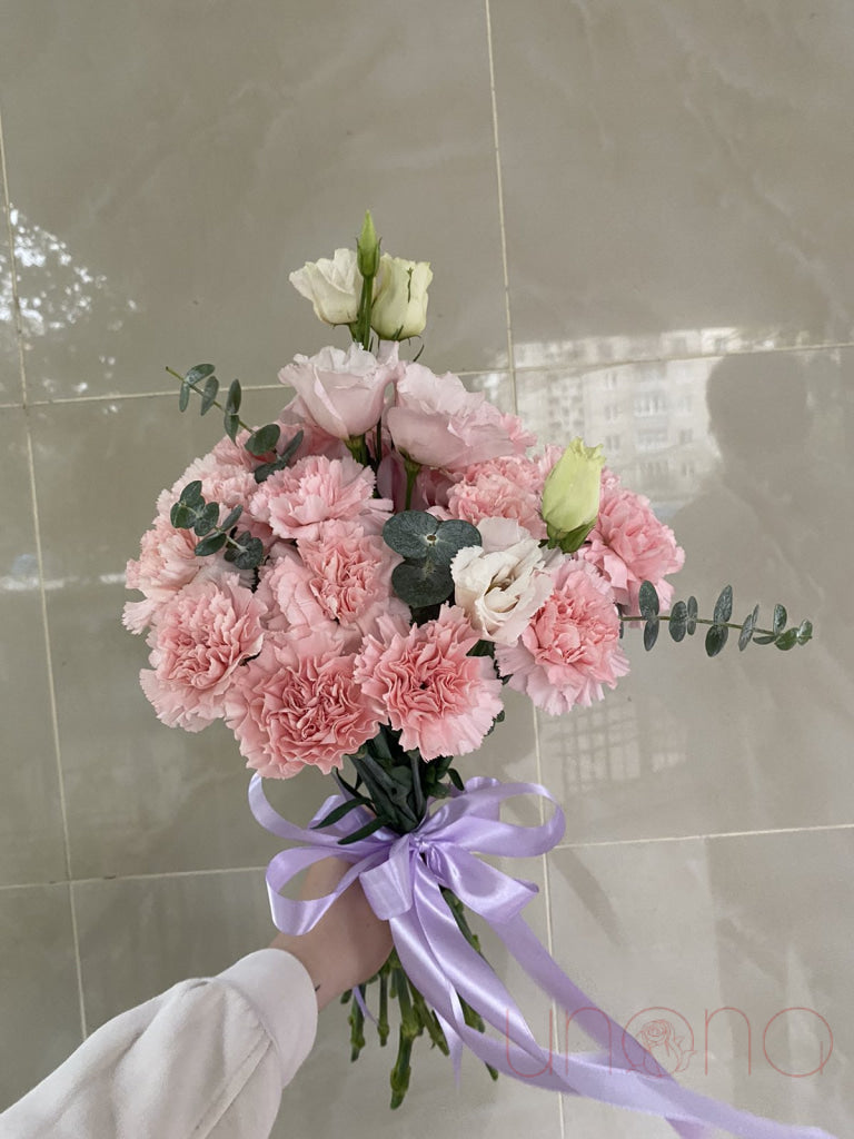 Beautiful Curly Carnations Bouquet - Fresh Flowers for Weddings, Anniversaries & Home Decor | Perfect Gift for Loved Ones