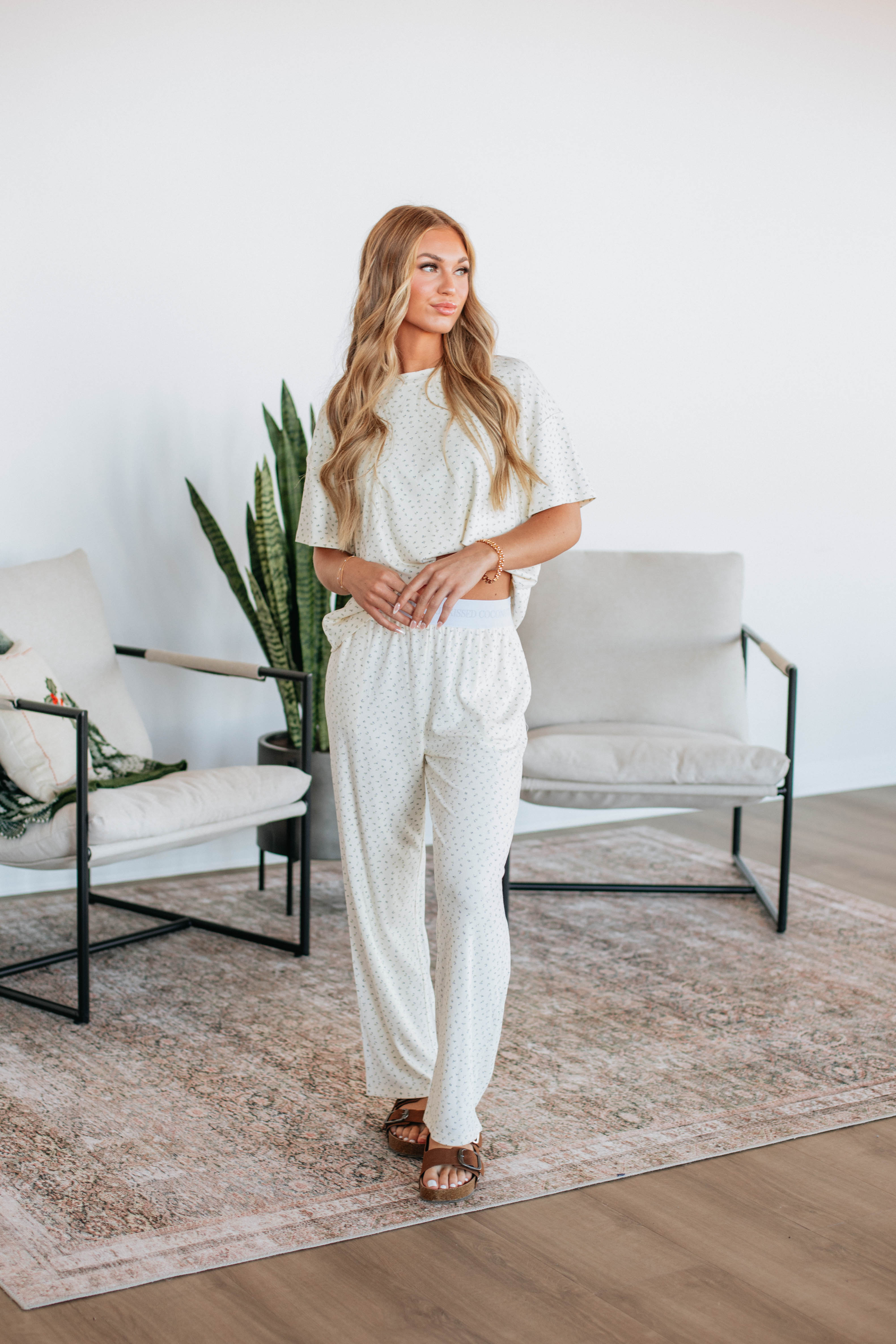 Cozy Sweet Dreams Pajama Pants for Women - Soft Sleepwear Lounge Pants - Perfect for Relaxing at Home, Sleeping & Lounging