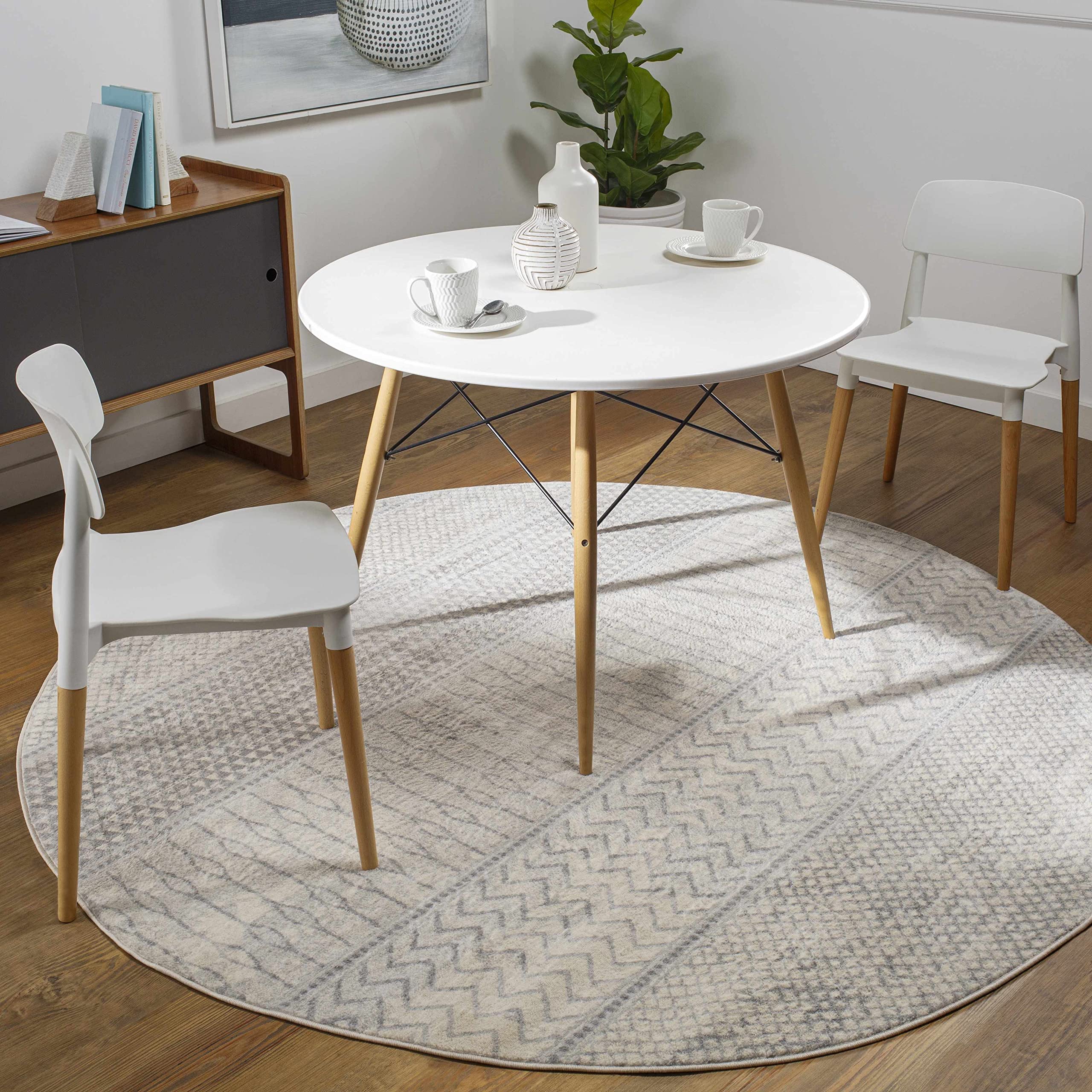 Hauteloom Nunda Modern Round Area Rug 6'7