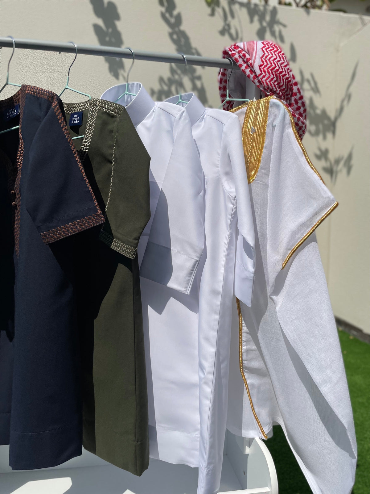 Royal Baby Boy Thobe Gift Set | White Bisht for 0-12 Months | 10-Piece Outfit for Newborns, Christening, and Special Occasions