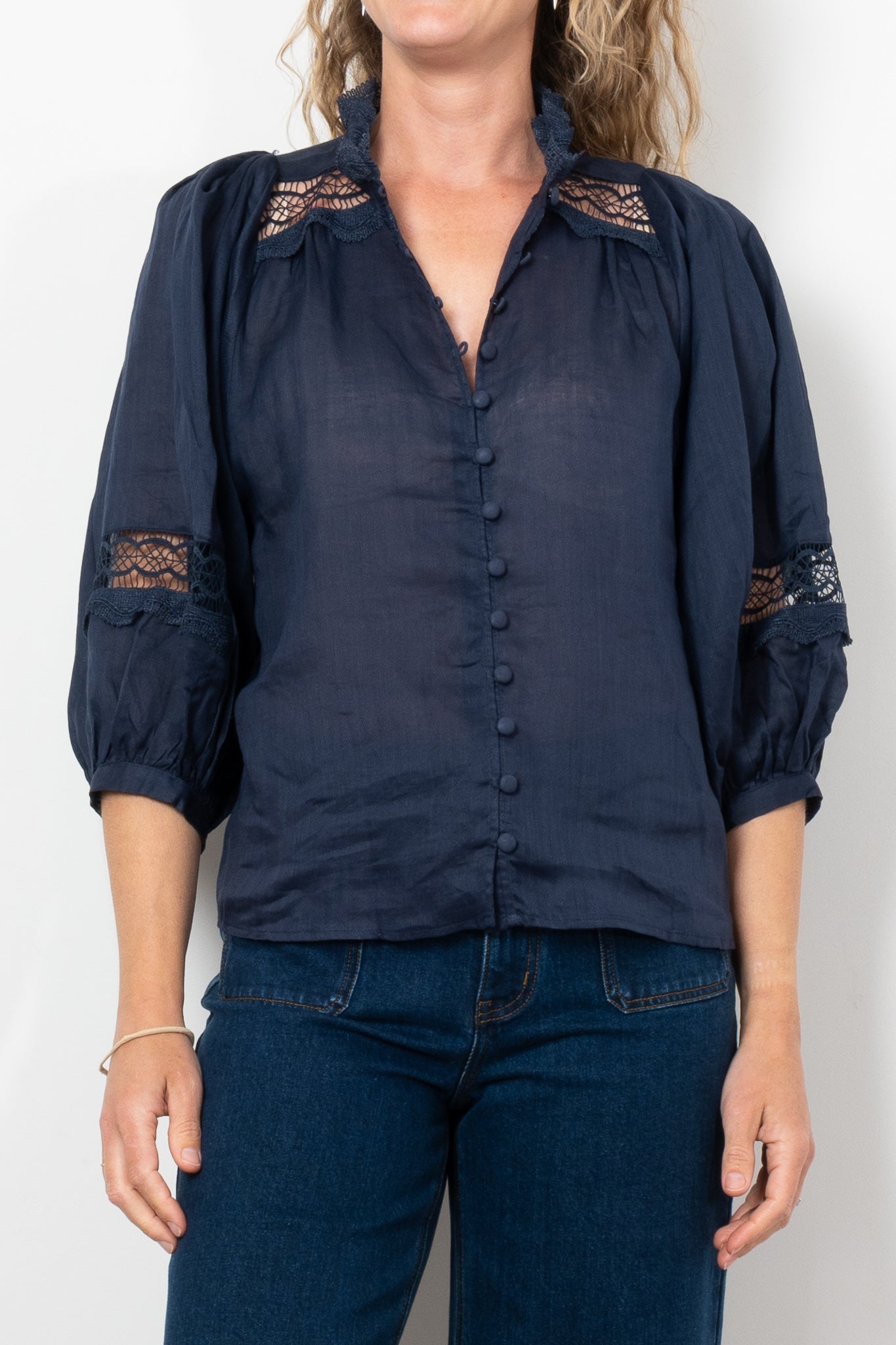 Zoe Kratzmann Quell Top - Women's Fashion Blouse for Work & Casual Wear | Elegant Office Shirt & Everyday Outfit Essential