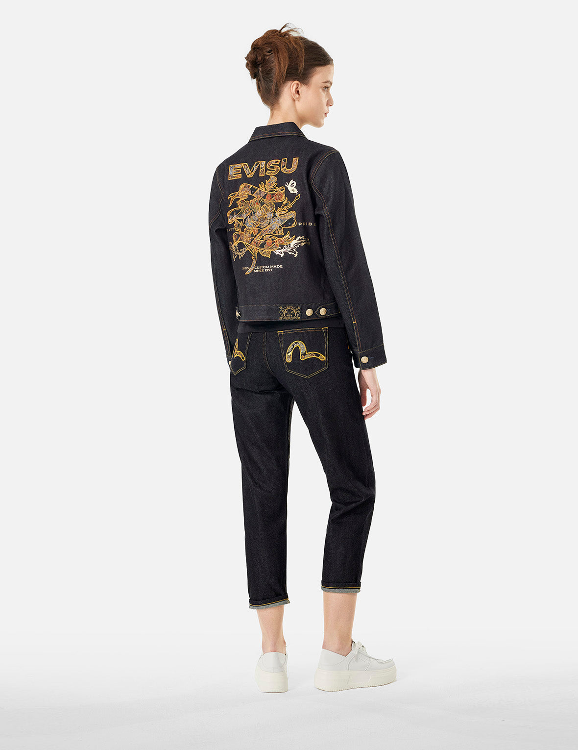Stylish Brocade Appliqué Seagull Relaxed Fit Jeans for Women - Comfortable & Trendy Casual Denim Pants for Everyday Wear, Outings, and Street Fashion