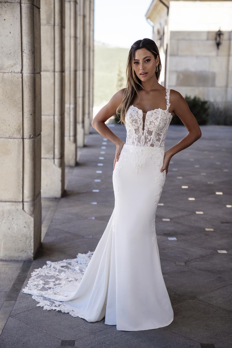 Allure Bridals A1101 Wedding Dress - Elegant Lace A-Line Gown for Brides | Perfect for Church, Beach & Outdoor Ceremonies