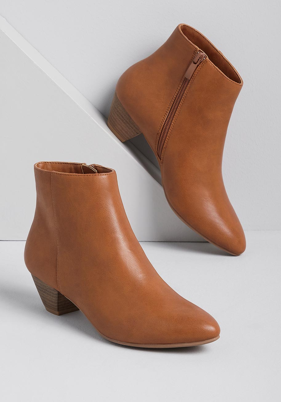 Stylish Women's Ankle Boots - Fashionable Chunky Heel Booties for Casual & Office Wear | Perfect for Fall/Winter Outfits & Date Nights
