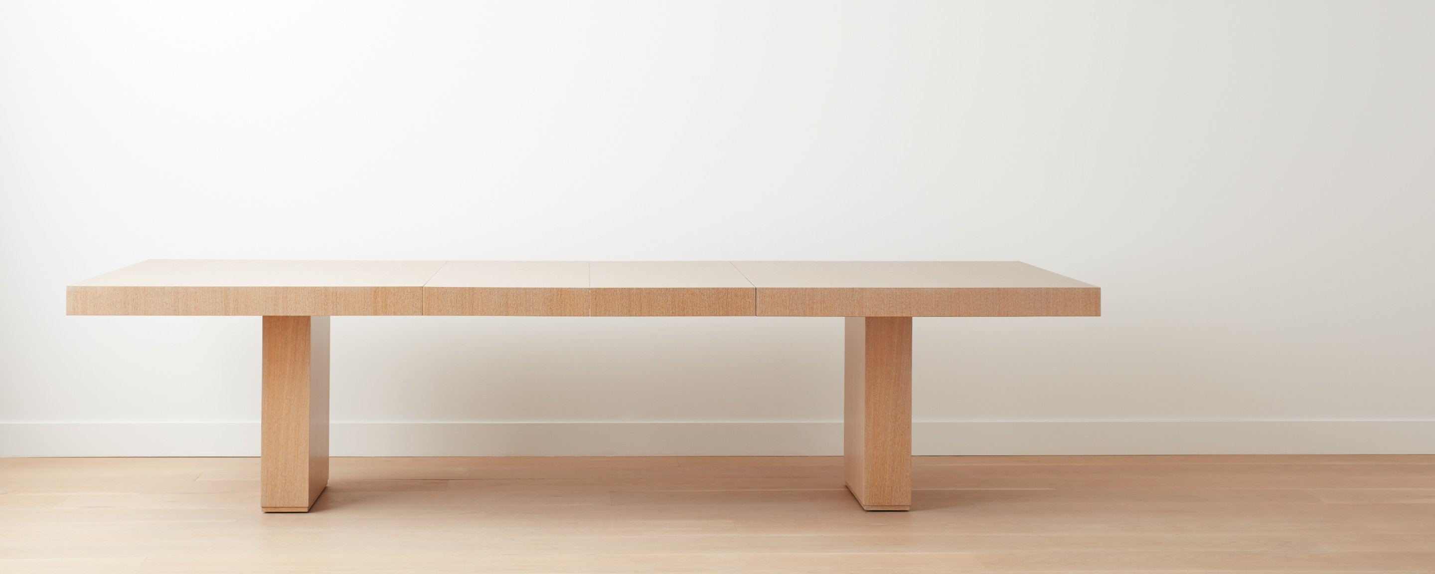 Homenature Further Lane Dining Table - Modern Farmhouse Style Wooden Dining Table for Kitchen, Dining Room | Perfect for Family Gatherings & Dinner Parties