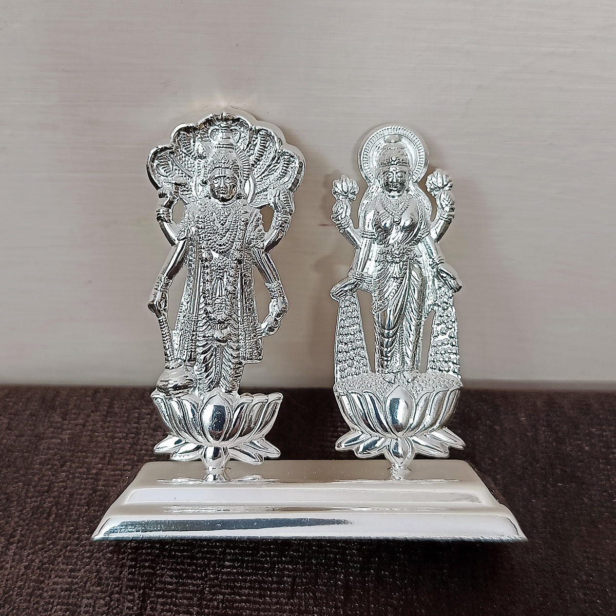 925 Pure Silver Vishnu Ji & Laxmi Ji Idol - Hindu God Statue for Home Decor, Housewarming Gift, Pooja Room & Spiritual Altar (D15)
