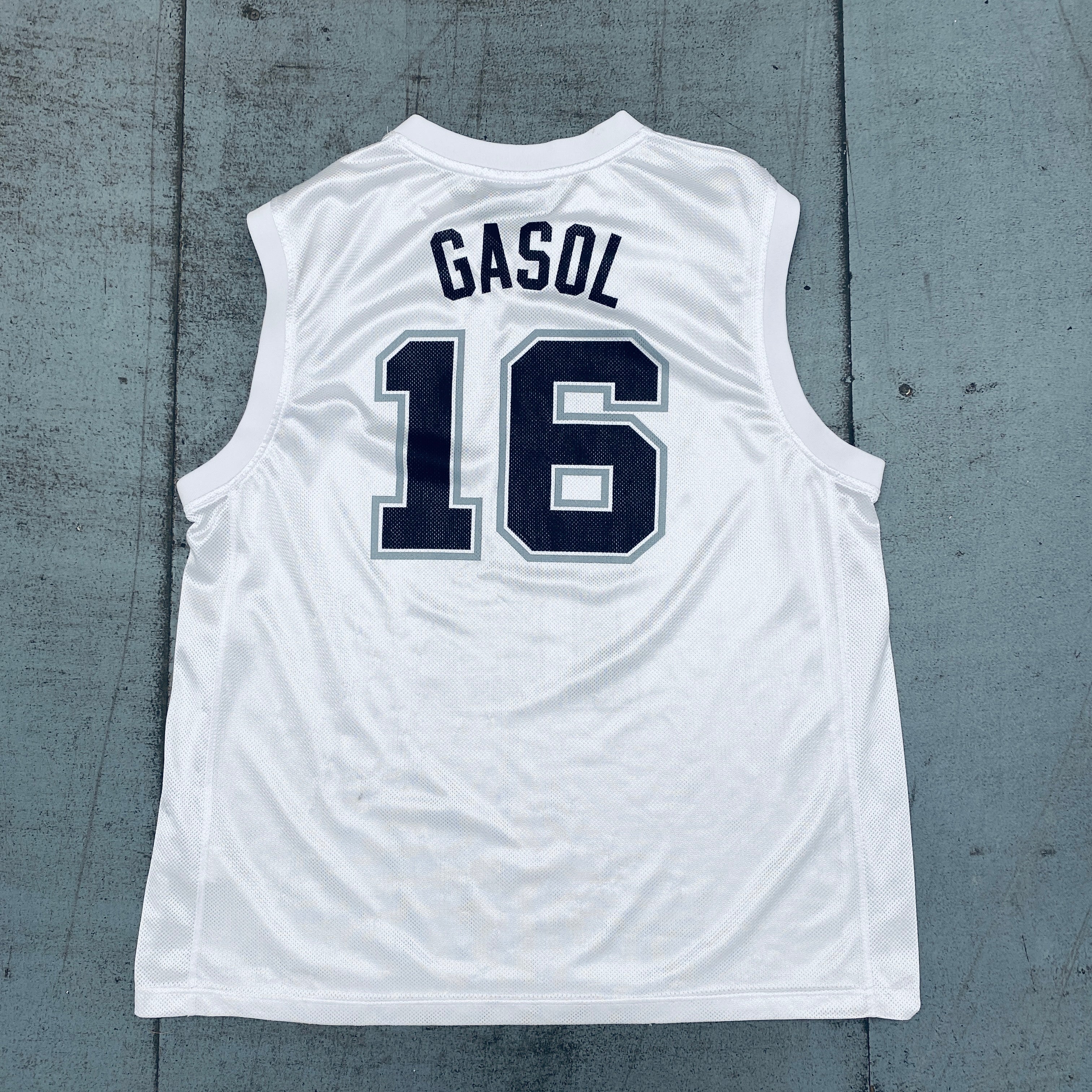 San Antonio Spurs Pau Gasol 2016/17 White NBA Jersey Men's XL – Authentic Basketball Jersey for Fans, Games & Sports Events