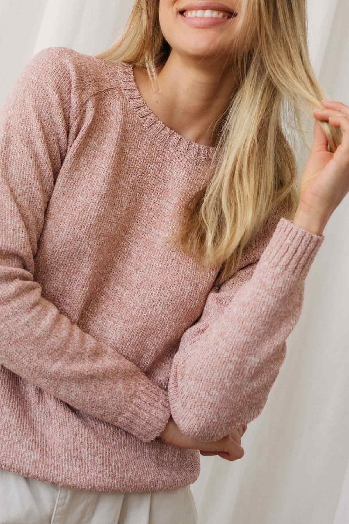 Muuido Pale Pink Women's Casual T-Shirt - Soft Cotton Comfort Fit for Everyday Wear, Workout, and Lounge