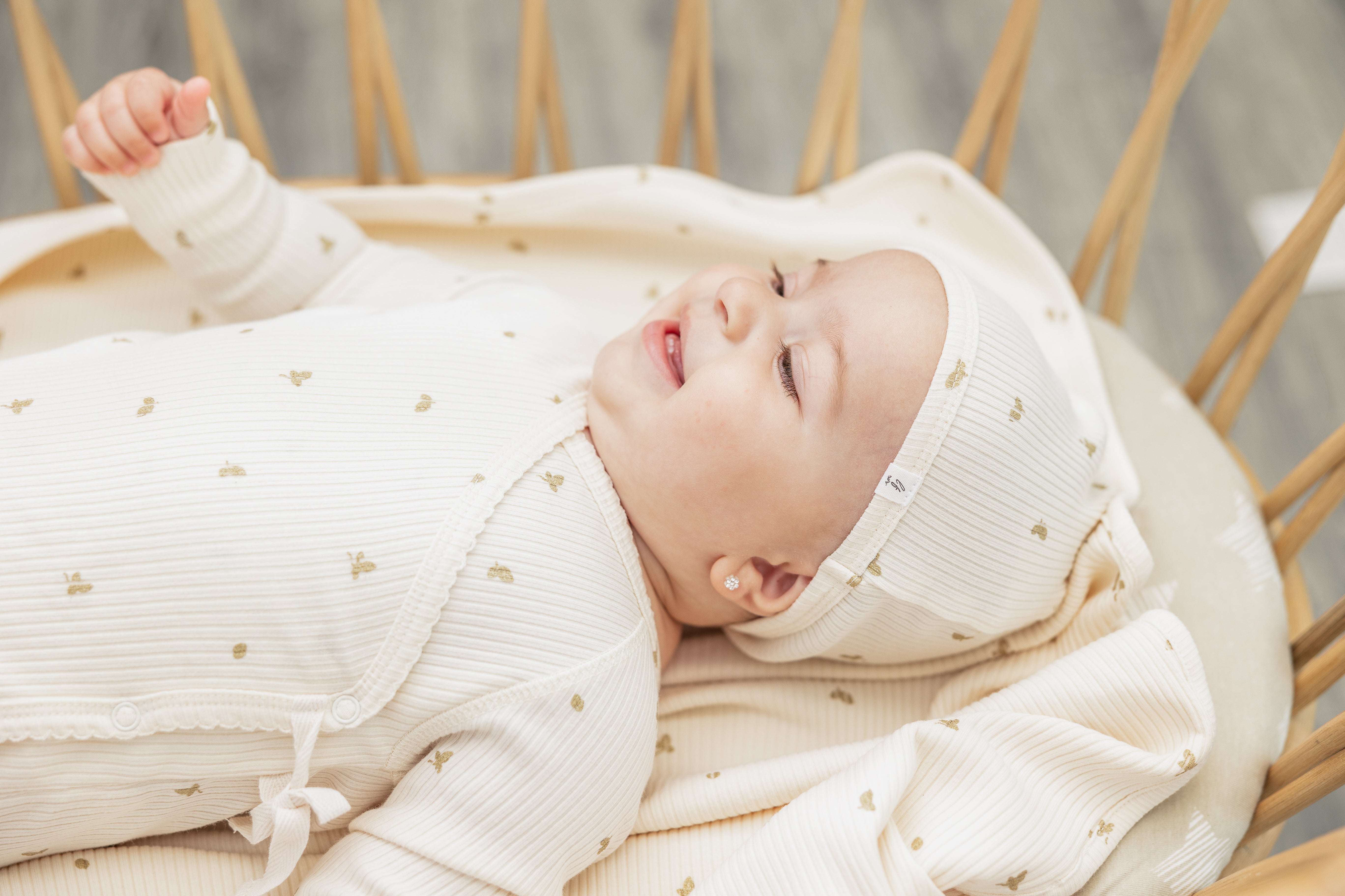 Leaf Print Baby Onesie Set - Soft Cotton Bodysuit for Newborns & Infants - Perfect for Playtime, Photo Shoots & Everyday Wear