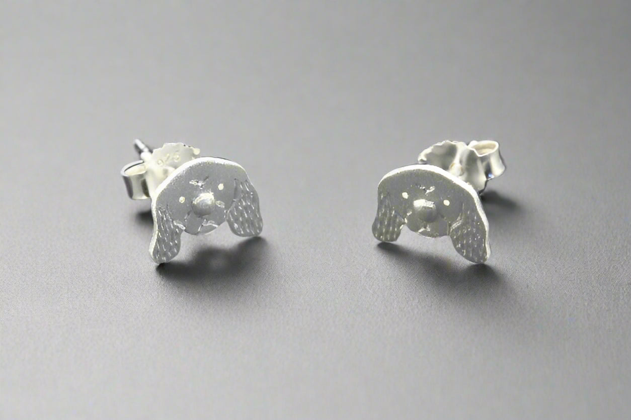 Sterling Silver King Charles Cavalier Face Stud Earrings - Elegant Dog Lover Jewelry for Casual Wear & Special Occasions