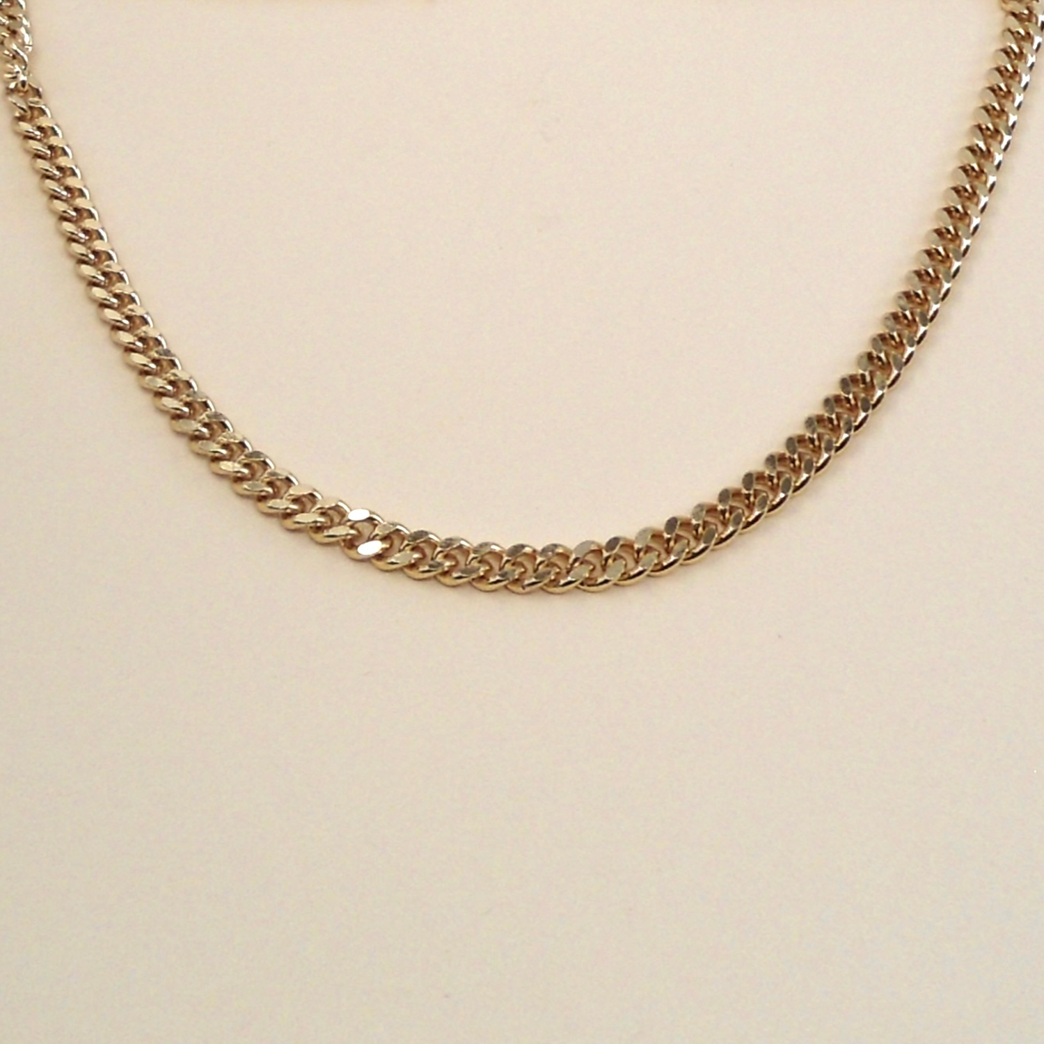 The Elliot Chain Necklace for Women - Elegant Gold & Silver Layered Necklace - Perfect for Everyday Wear, Date Nights & Special Occasions