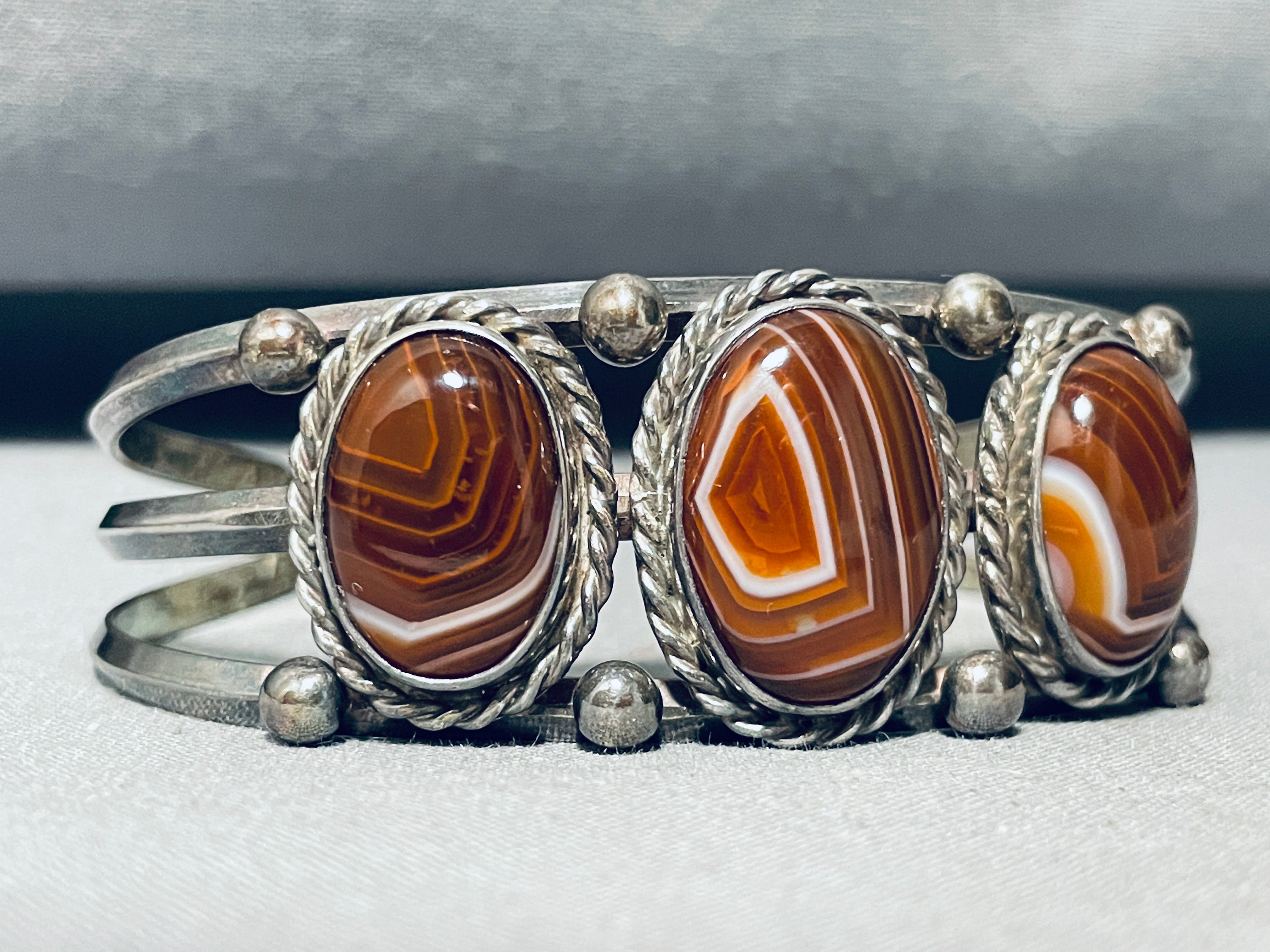 Antelope Canyon Vintage Navajo Sterling Silver Petrified Wood Bracelet - Authentic Native American Jewelry for Boho Style & Spiritual Healing