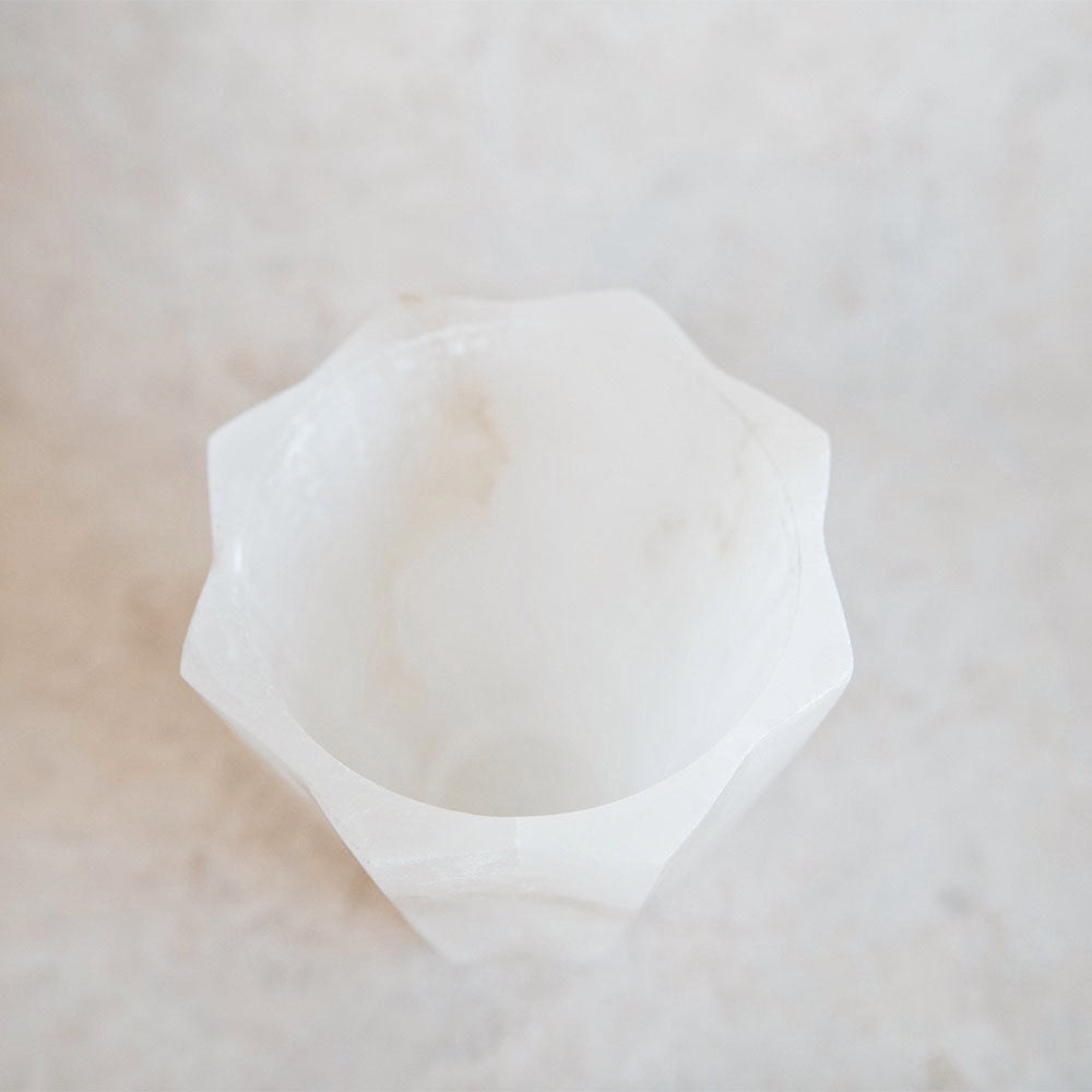 Handcrafted Heirloom Alabaster Vase - Elegant Home Decor for Living Room, Dining Table & Wedding Centerpieces