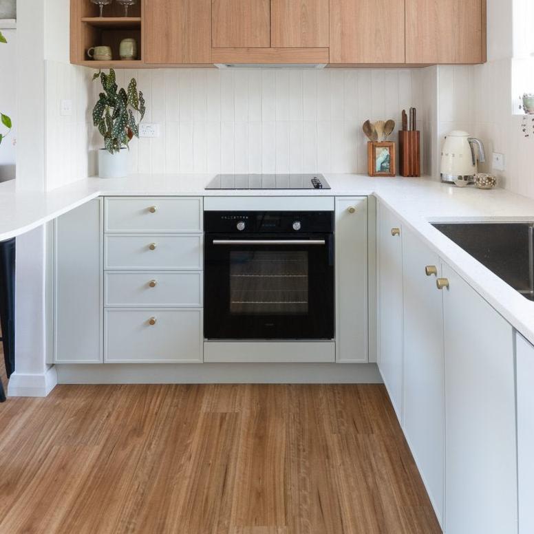 60cm Electric Built-In Oven for Kitchen - Professional Installation Guide | Perfect for Adelaide Metro Homes | Ideal for Baking, Roasting & Family Cooking