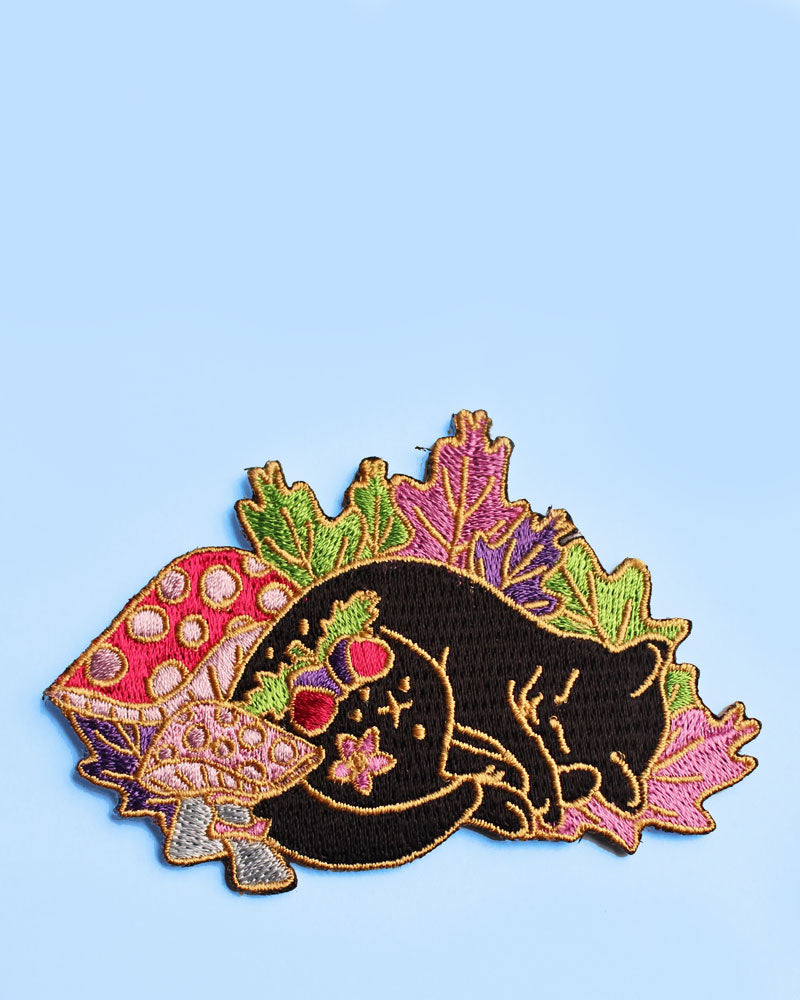 Autumn Cat Sleeping Patch - Cute Fall-Themed Iron-On Applique for DIY Crafts, Clothing & Home Decor