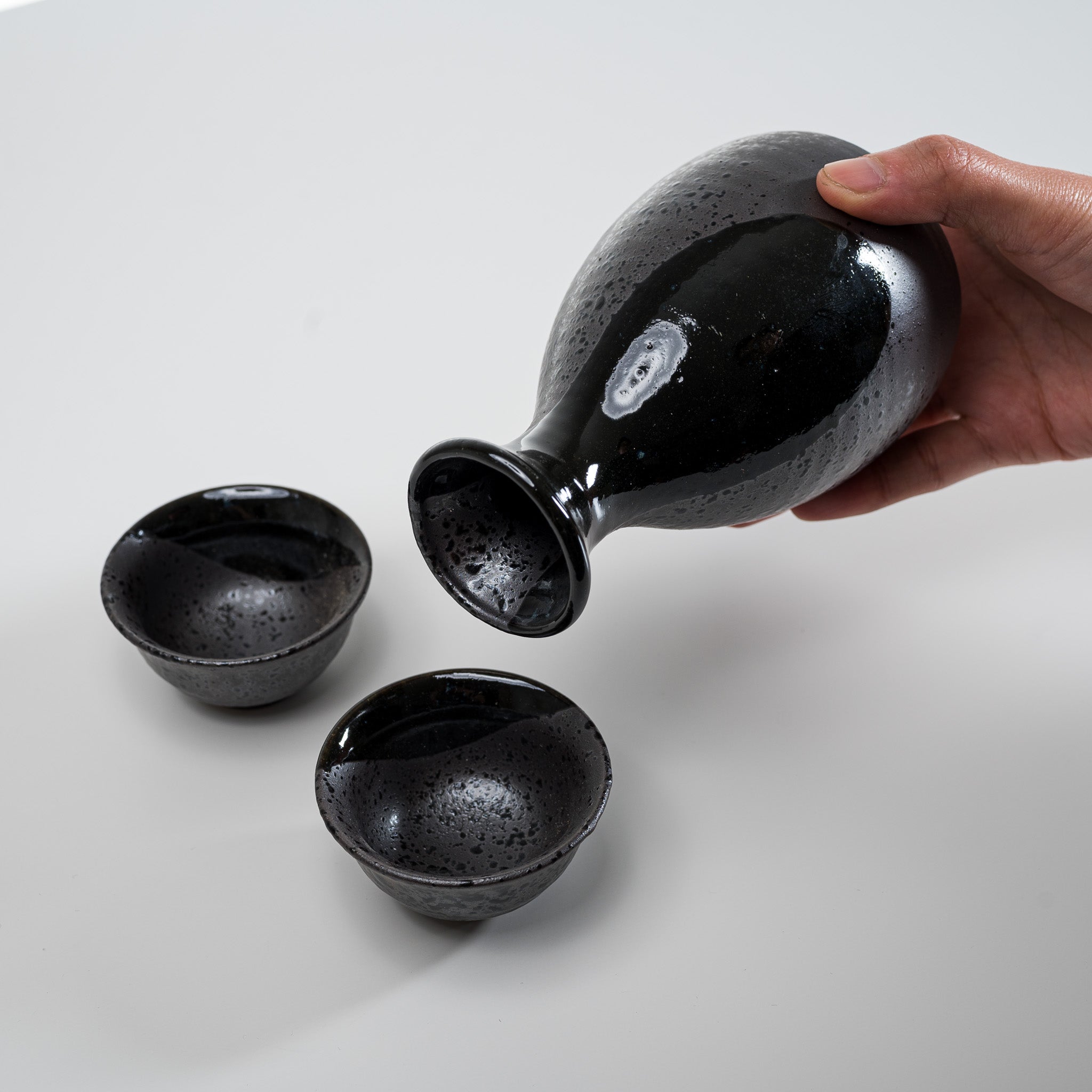 Premium Black Crystal Mino Ware Pottery Sake Set by Yamai Ito - Traditional Japanese Ceramic Drinking Vessels for Sake, Tea, and Special Occasions