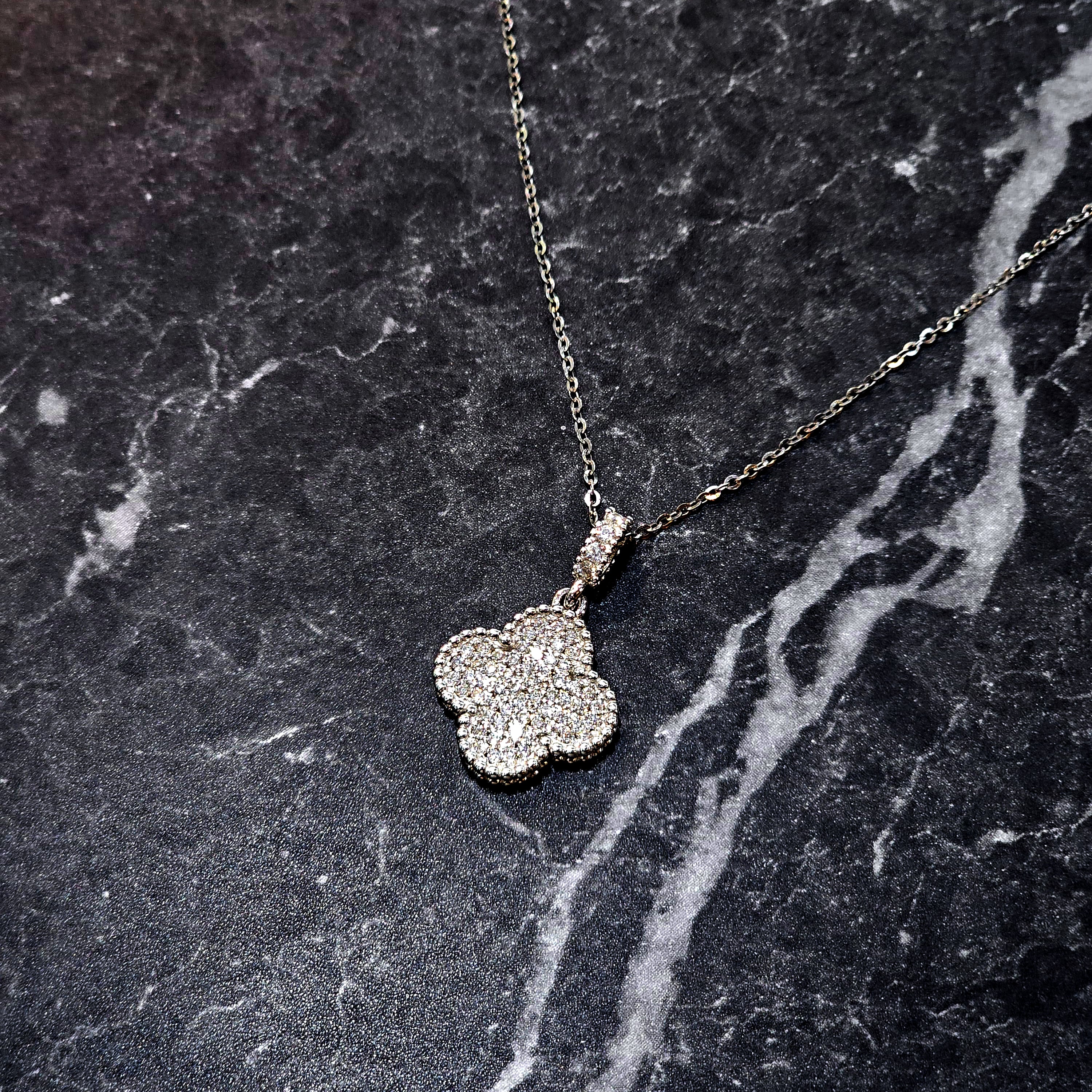 AG Collective Jewelry - 14K Gold Plated Starlight Clover Pendant Necklace for Women, Dainty Layering Chain, Gift for Her | Perfect for Everyday Wear, Date Nights & Special Occasions