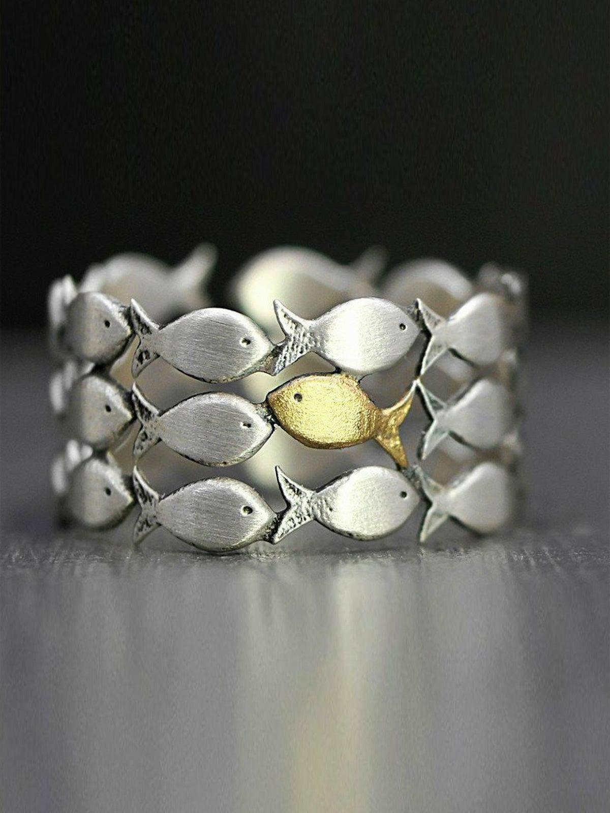 Lovevop Goldfish Goes Upstream Fish Rings - Cute Goldfish Jewelry for Women, Trendy Stackable Rings for Everyday Wear, Perfect Gift for Her - Ideal for Parties, Dates, and Casual Outfits