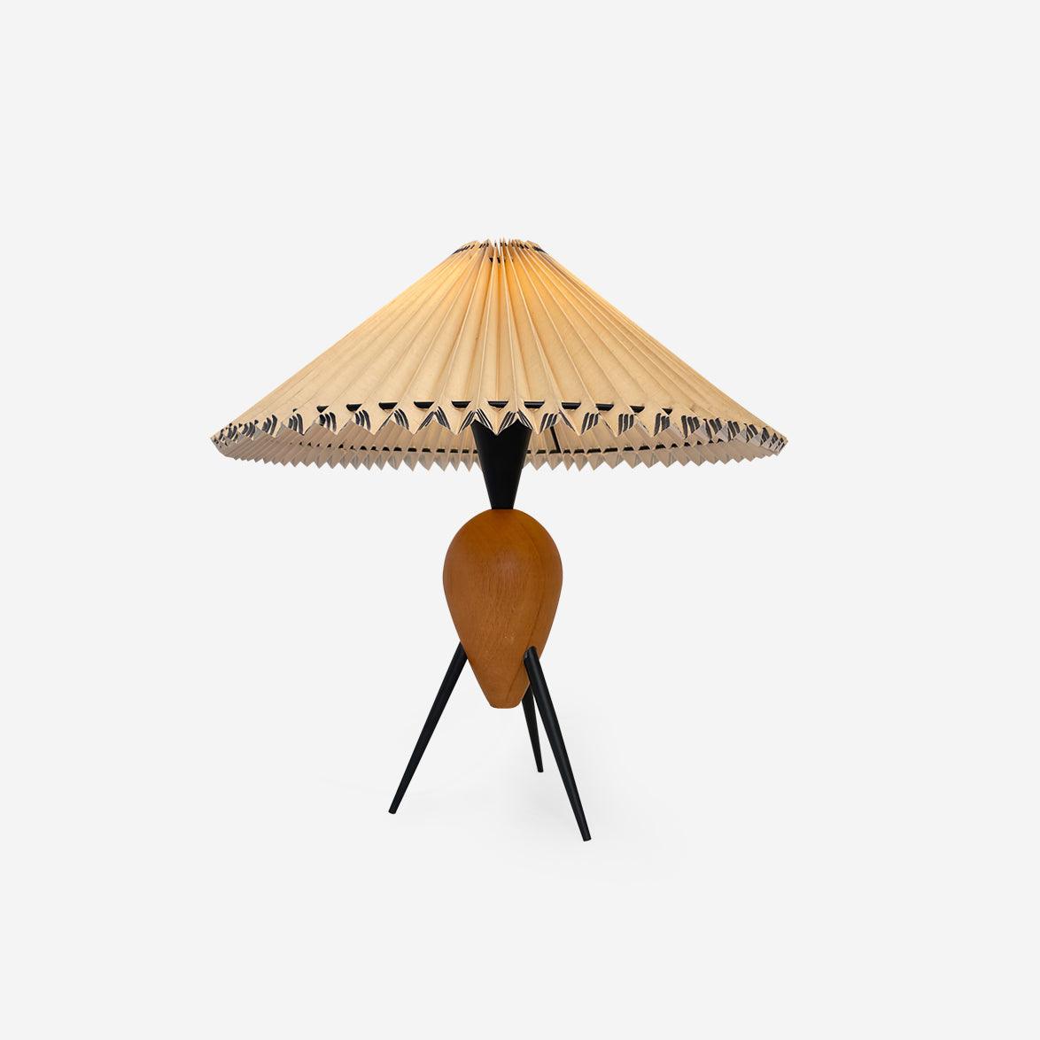 Modern Makie Table Lamp - Adjustable LED Desk Light with USB Port, Touch Control & 3 Color Modes - Perfect for Home Office, Bedroom Nightstand & Reading Nook Lighting