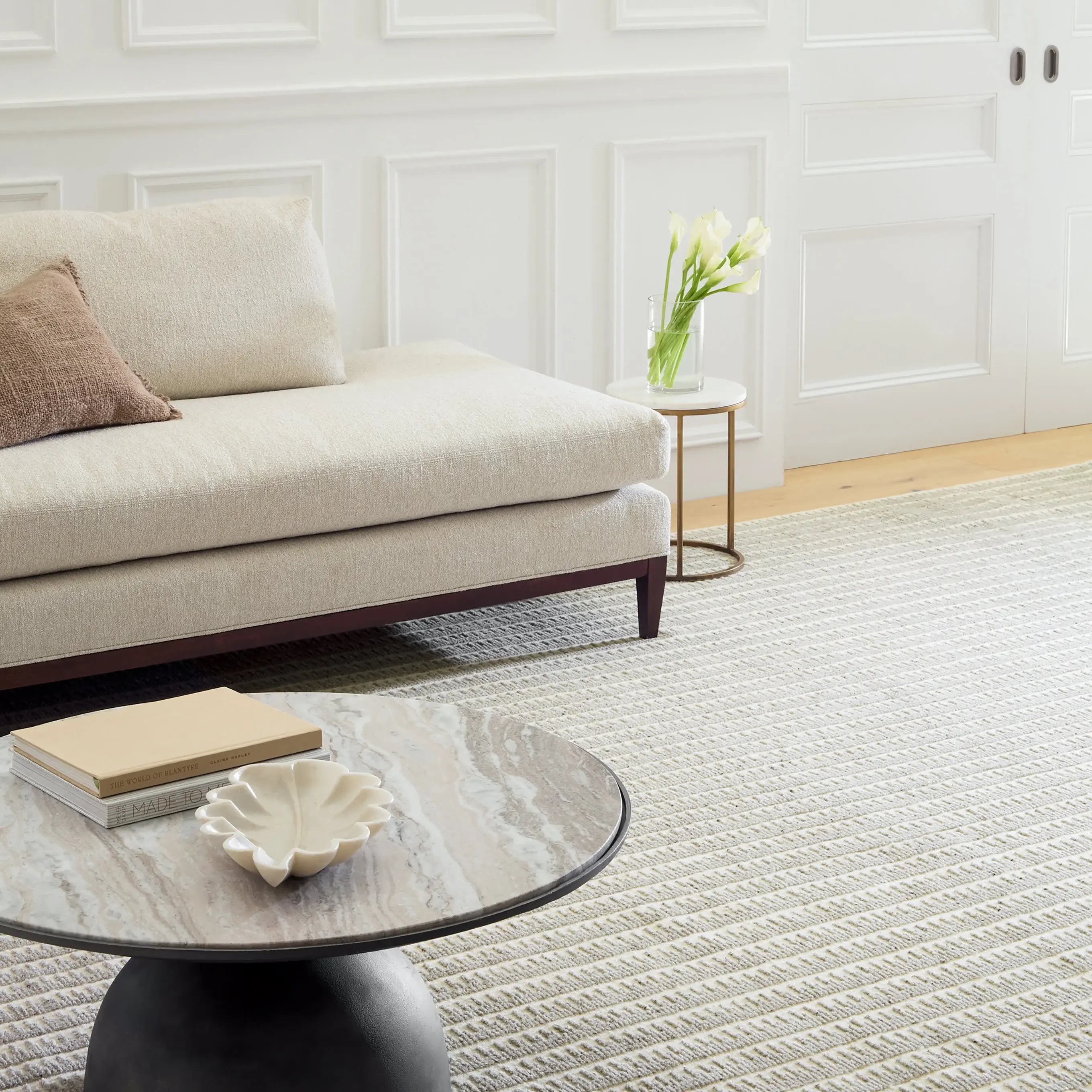 Dash & Albert Whitby Hand Knotted Wool Rug - Soft & Durable Area Rug for Living Room, Bedroom, or Office - Perfect for Home Decor & Cozy Spaces