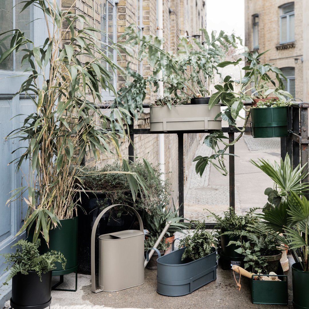 Herman Studio Ferm Living Bau Balcony Box - Modern Outdoor Planter for Balcony, Patio & Garden Decor - Perfect for Flowers, Herbs & Small Plants