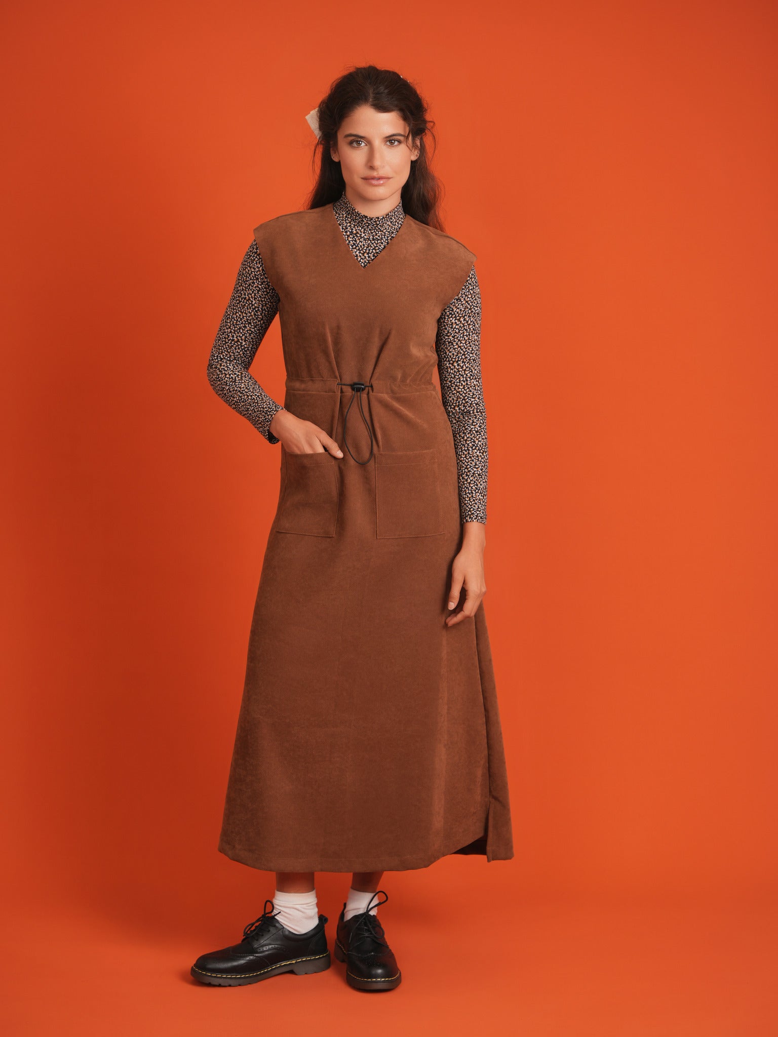 Stylish Women's Suede Jumper with Pockets - Cozy Winter Outfit for Casual Wear & Office Fashion