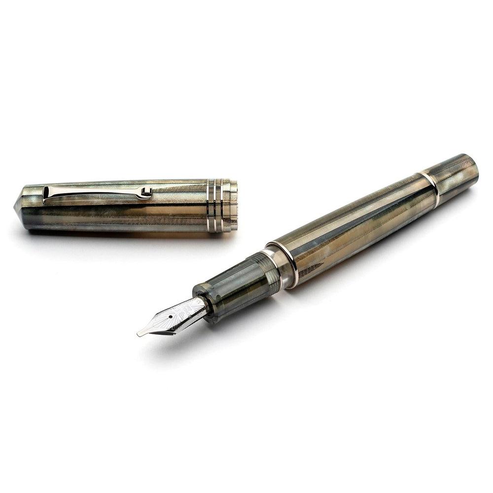 Premium Leonardo Fountain Pen - Momento Zero Grande 2.0 Stainless Steel Nib | Luxury Writing Instrument for Professionals & Collectors | Perfect for Business Signatures, Journaling & Gift Giving