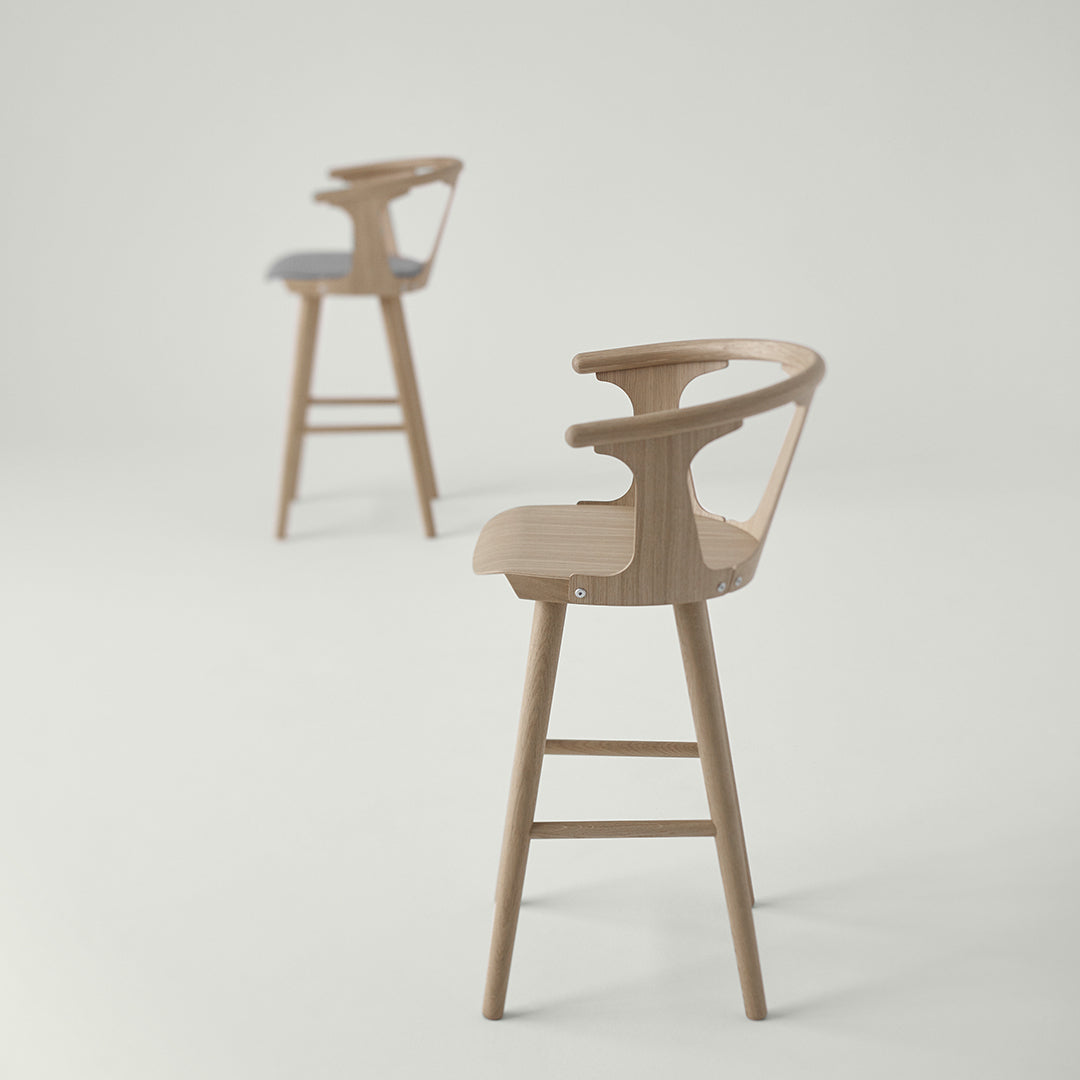 SK9 Bar Stool - Modern Adjustable Height Counter Stool for Kitchen Island, Breakfast Bar & Home Decor - Durable & Comfortable Seating Solution