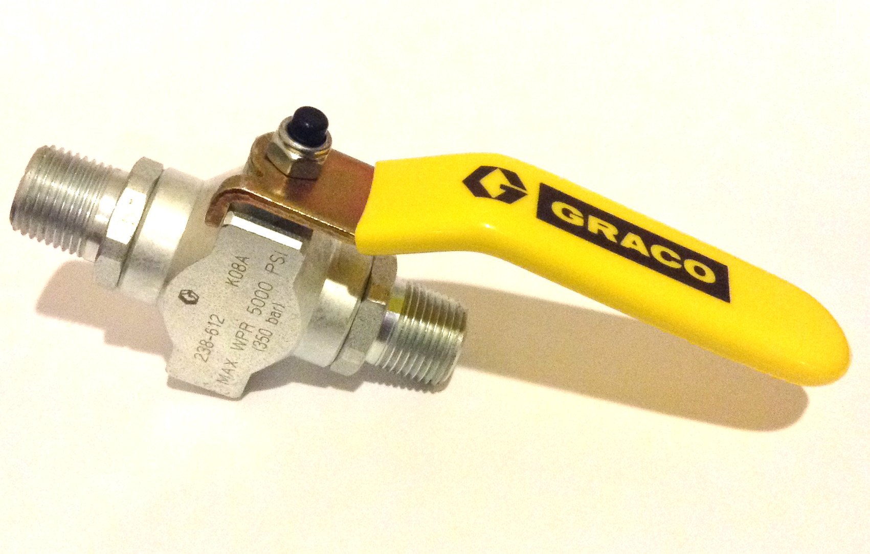 Graco 238612 High Pressure Ball Valve - Durable Brass Construction for Industrial & Commercial Use - Perfect for Hydraulic Systems, Water Pipes & Pneumatic Tools