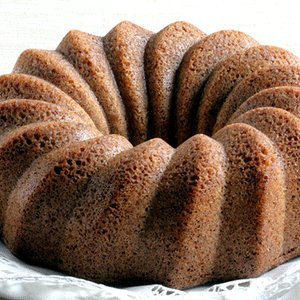 Ole Nassau Cinnamon Rum Cake from The Bahamas | Authentic Caribbean Dessert | 20 oz Gift Box | Perfect for Holidays, Parties & Gifts