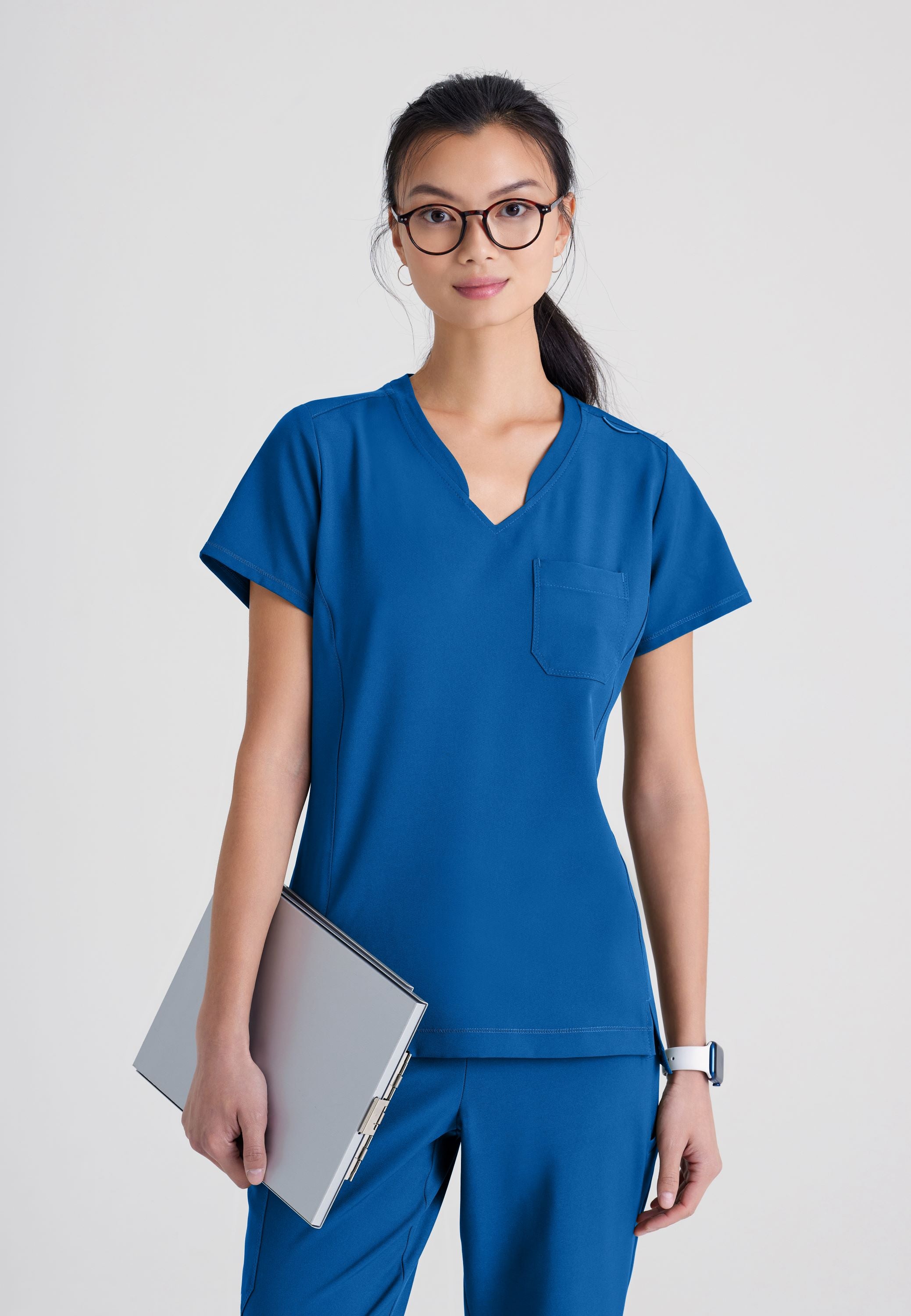 Women's Stylish V-Neck Scrub Top for Nurses & Healthcare Professionals - Comfortable & Breathable Workwear for Hospitals & Clinics