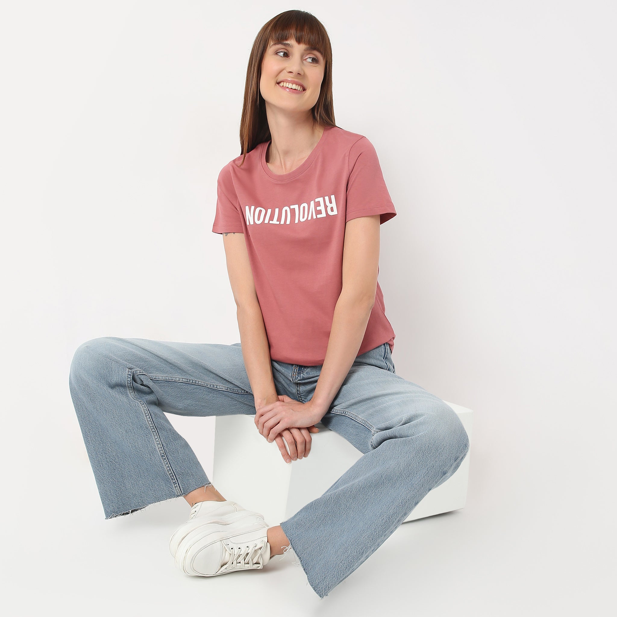 Trendy Crew Neck Short Sleeve Graphic T-Shirt for Men & Women - Casual Cotton Tee for Summer, Streetwear, and Everyday Outfits